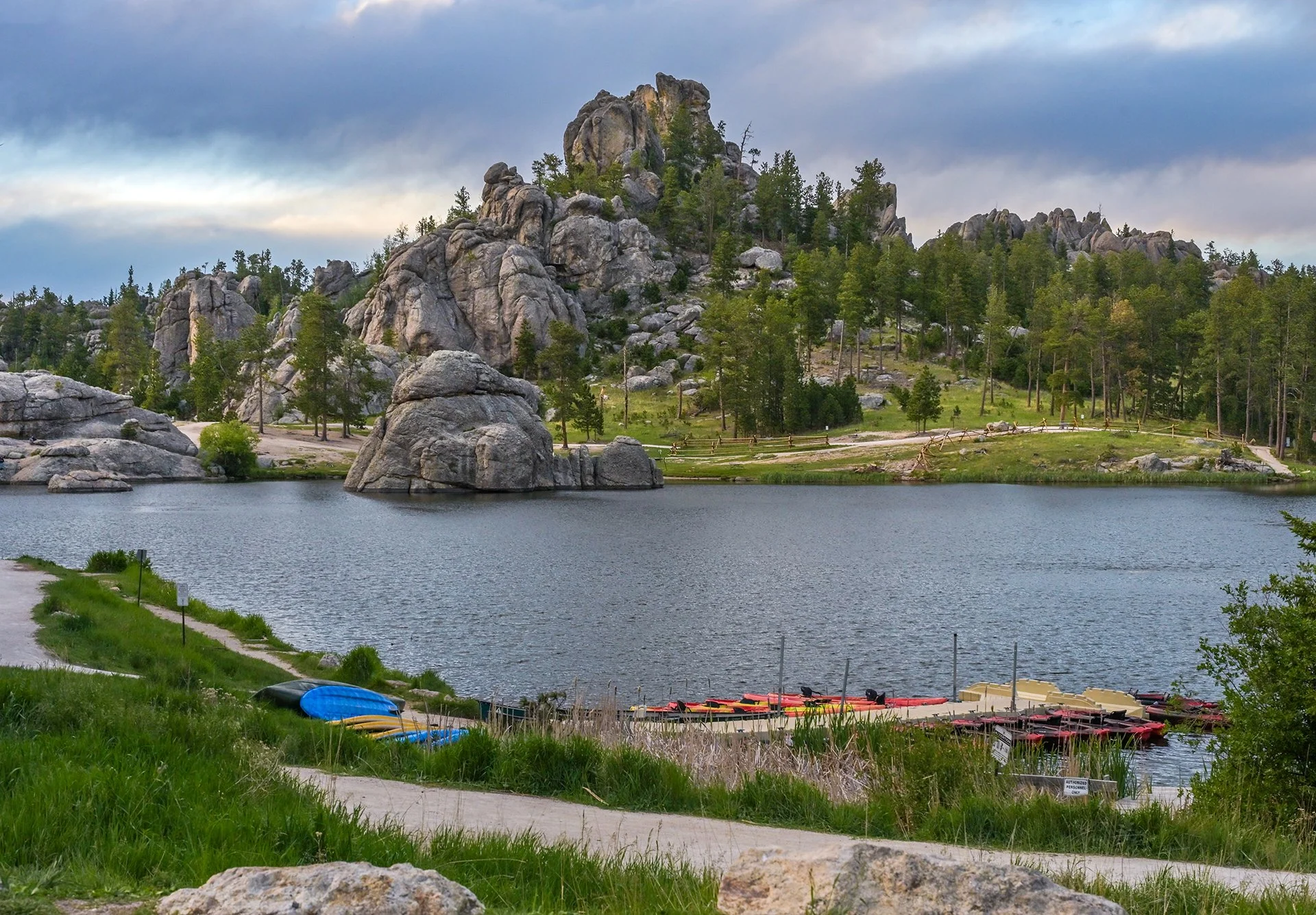 South_Dakota_SylvanLake_Custer.jpg
