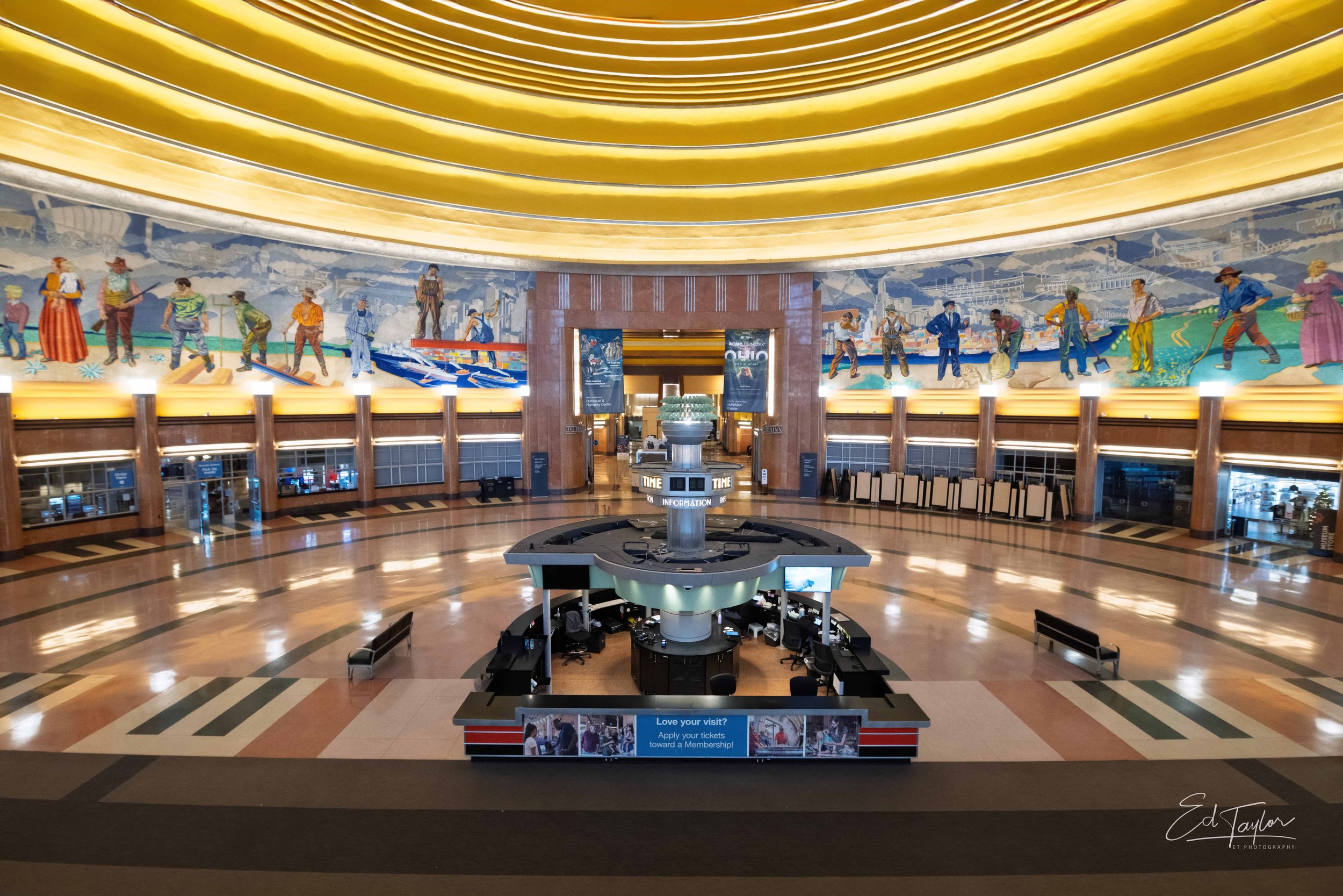 Cincinnati Landmark,  Cincinnati Union Terminal, Historic Train Station
