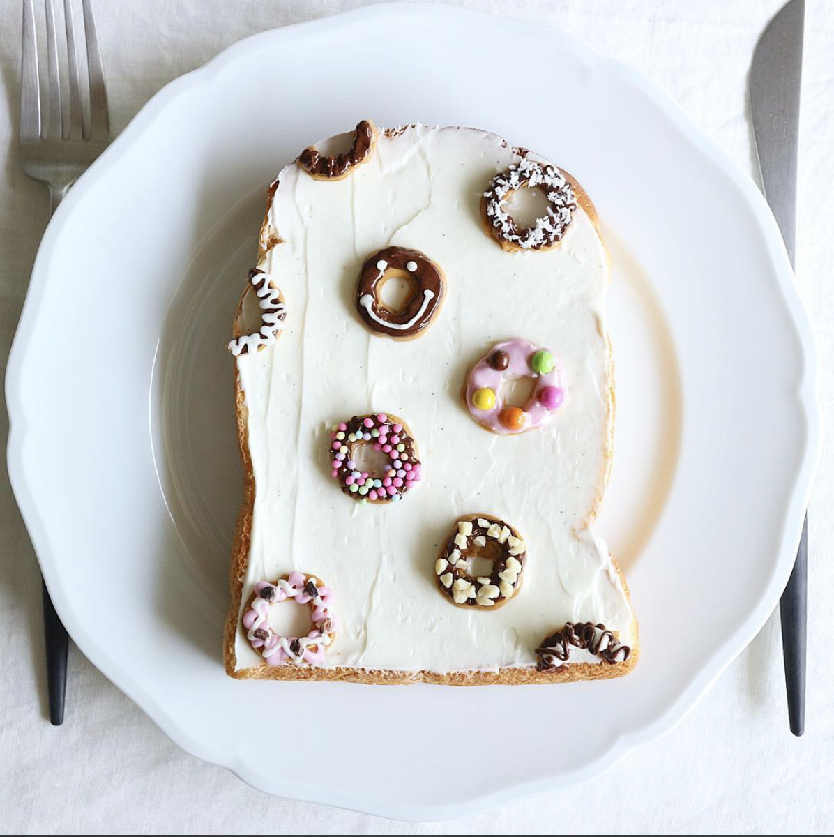 donut toast