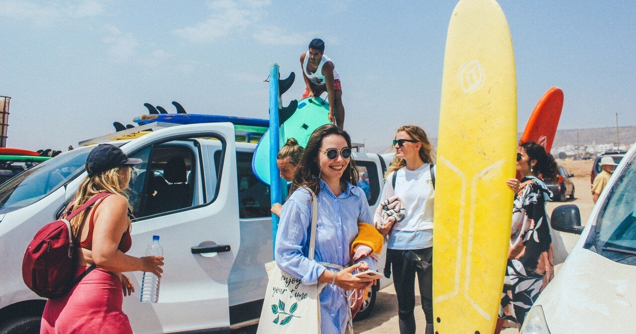 We had a girls week by coincidence 🏄🏻&zwj;♀️⁠
Great vibes and awesome surf. Great to see all the girls rooting for each other. Thanks for the great week!⁠
⁠
#surfgirls #surfergirls #girlsweek #hashpoint #taghazout #Surfcamp #surfschool #surftrip #g