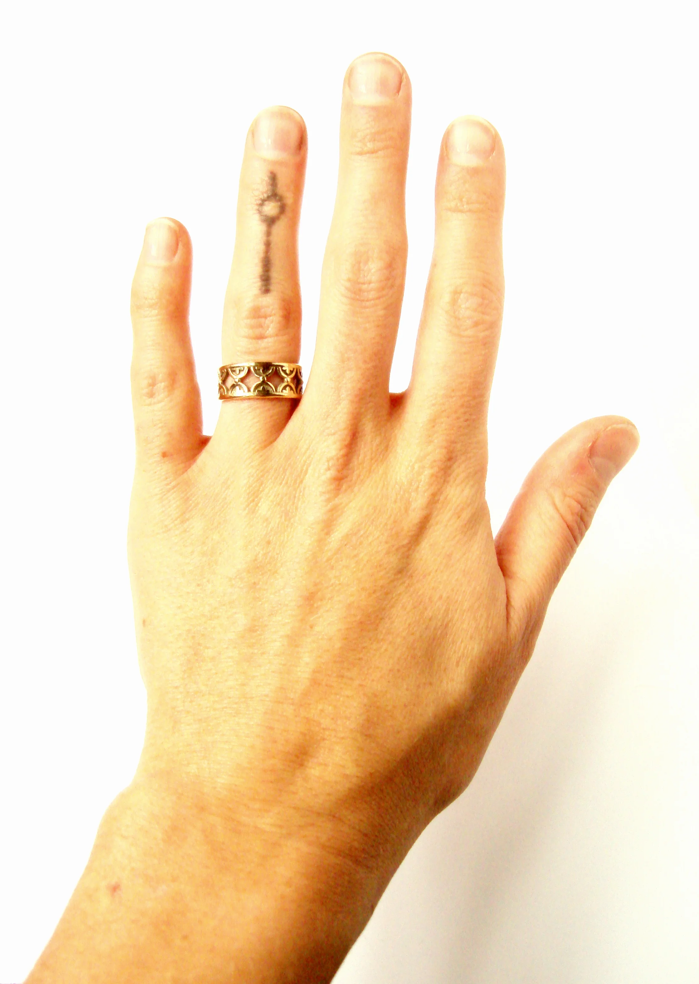 CAMELIA WEDDING BAND 1.jpg