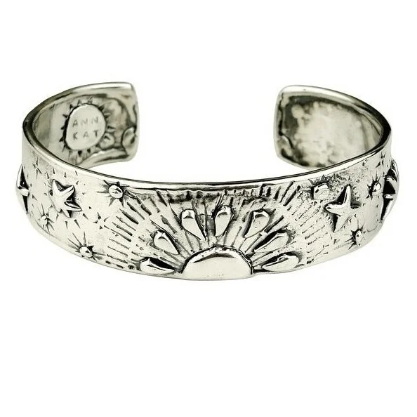 Silver%252BIlluminate%252BCuff.jpg