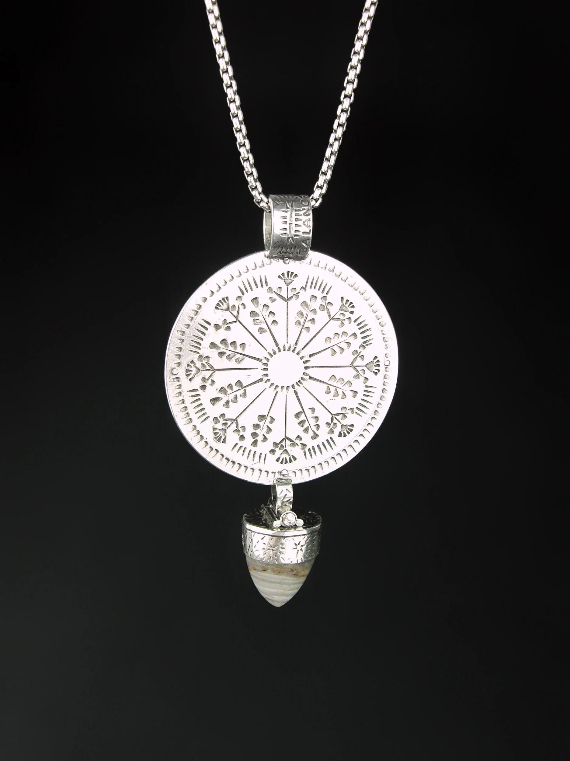 2915F8AE-23E2-4B93-BB51-9DF43C9C1905