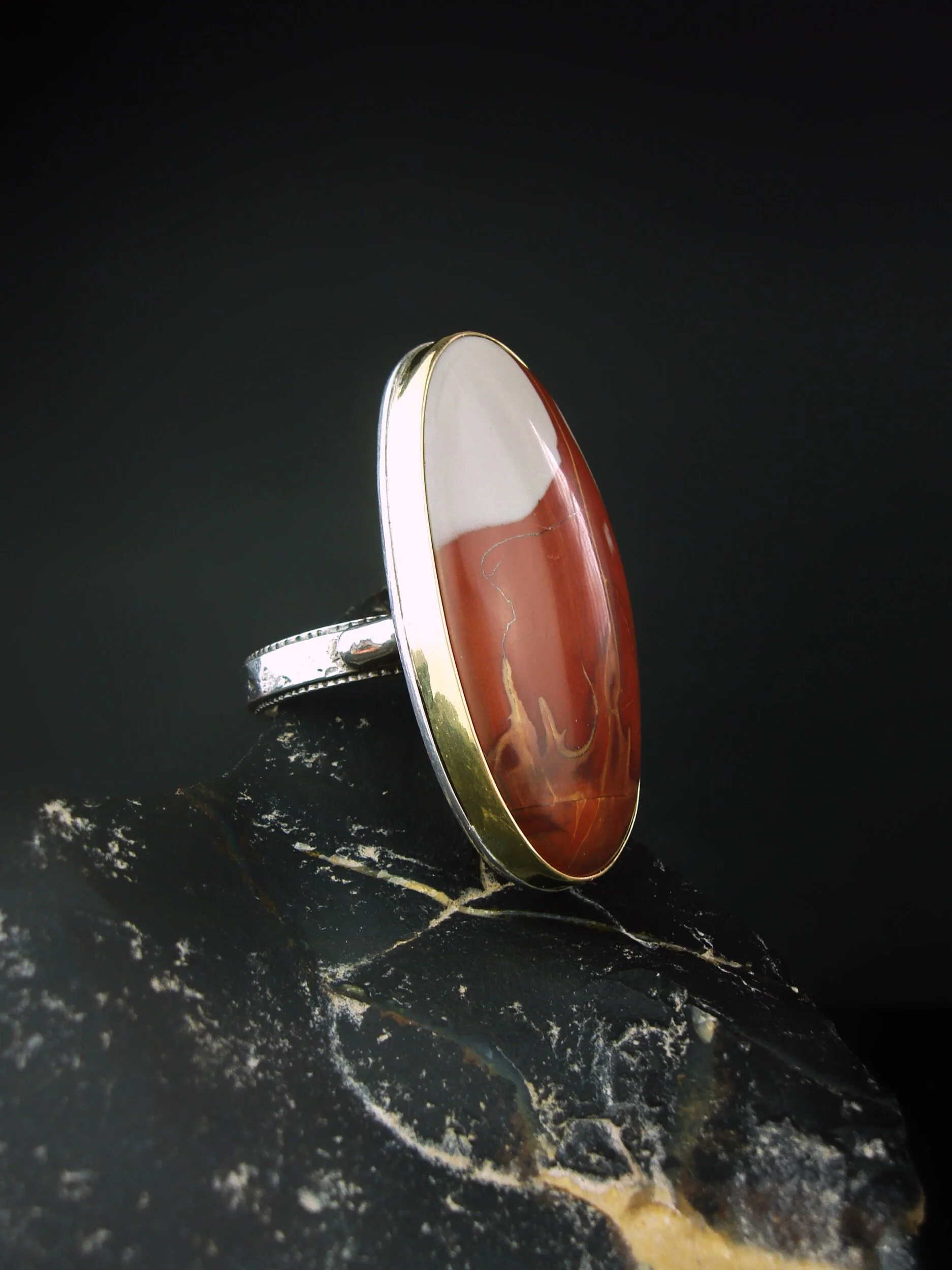 D35A07B5-0381-4639-A6CF-96A8BA1BE79F