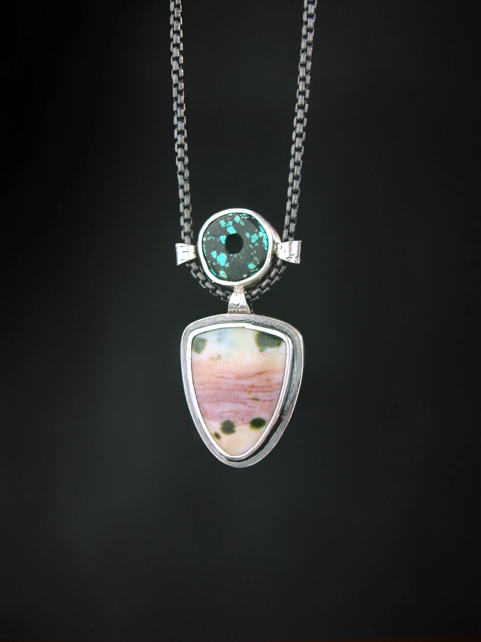 6758B55D-85D6-425B-AE93-4C14371FDCDB