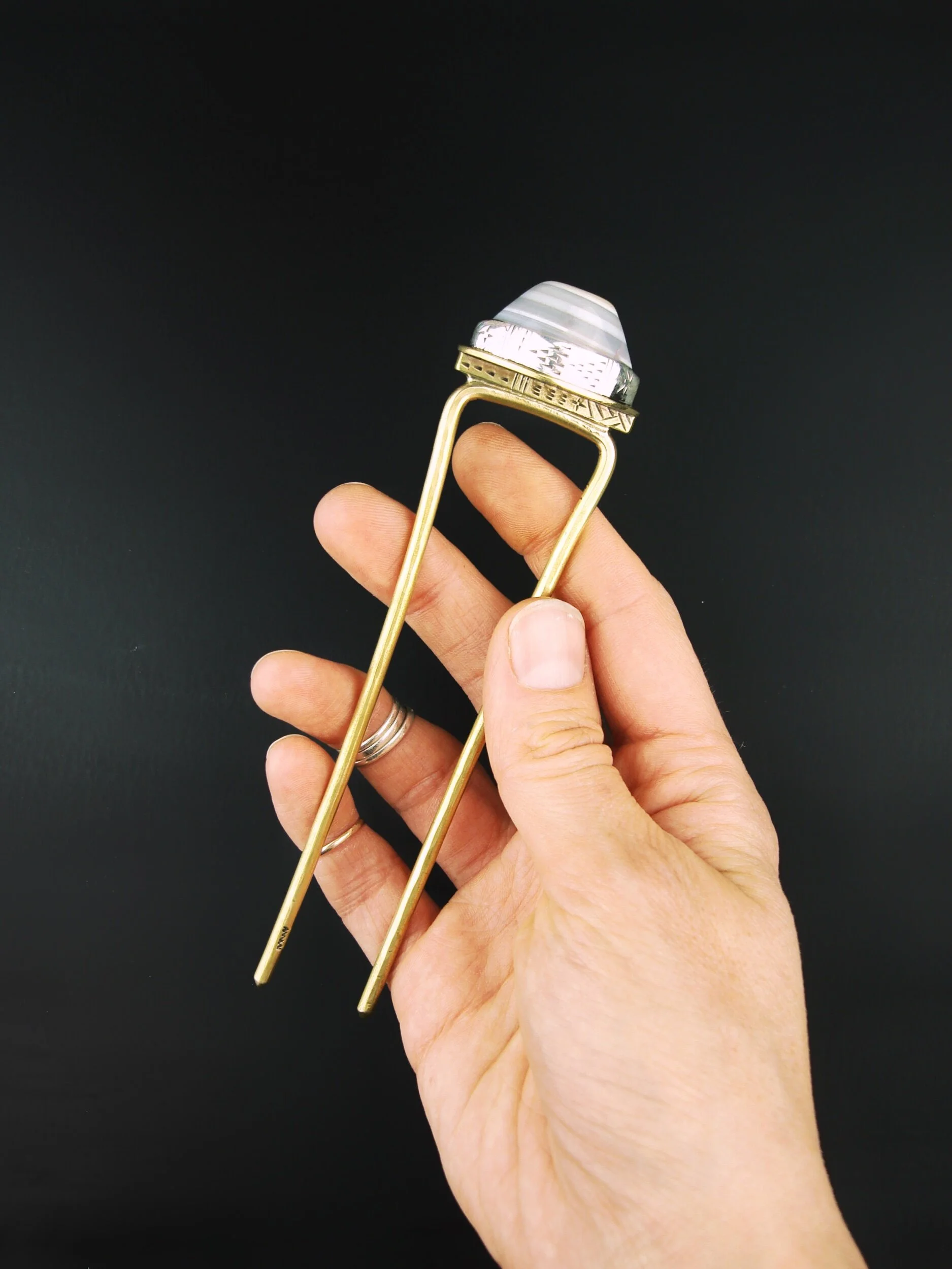 2663EAD2-50D7-40E3-B5B1-ECBE98B75745