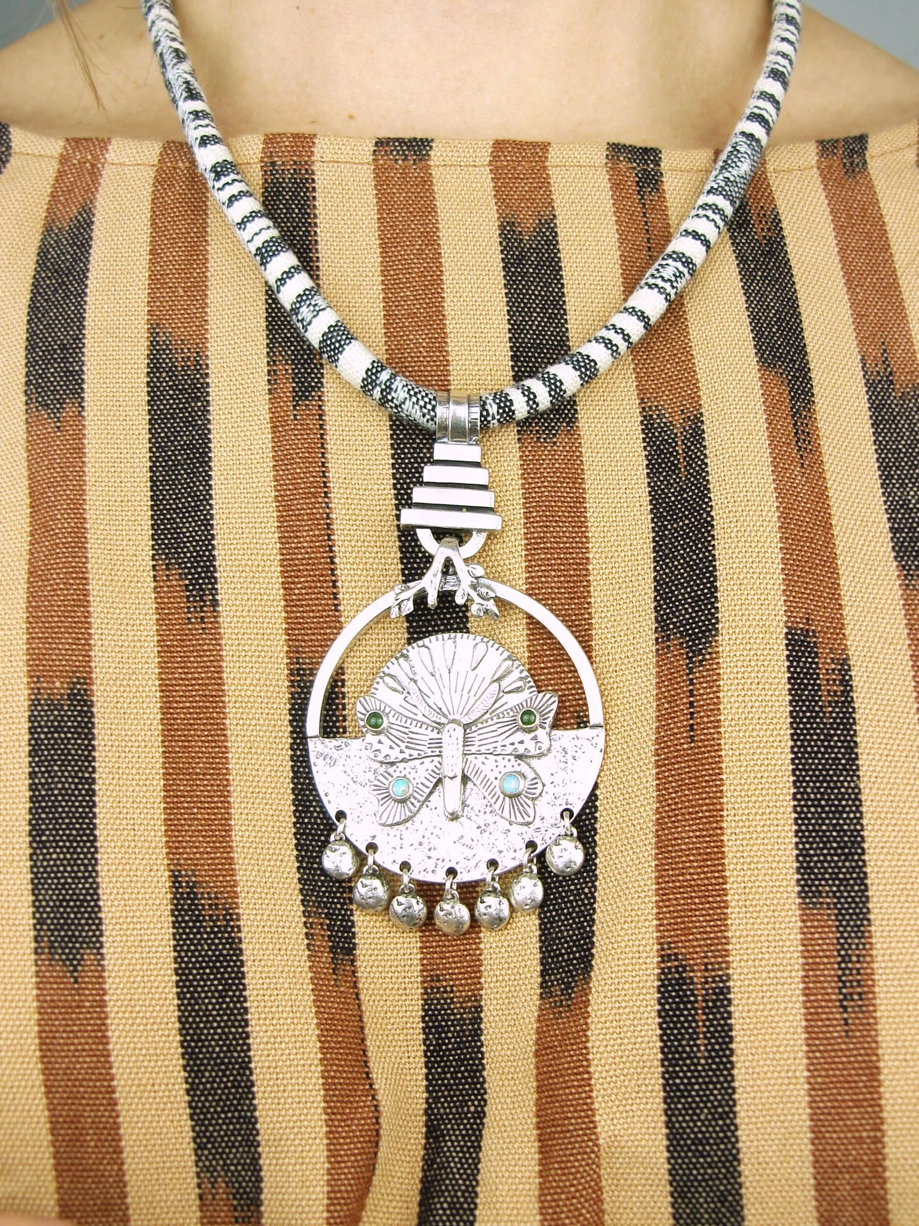 D5F2915E-2077-4BD9-9A3A-EAE7A645950E