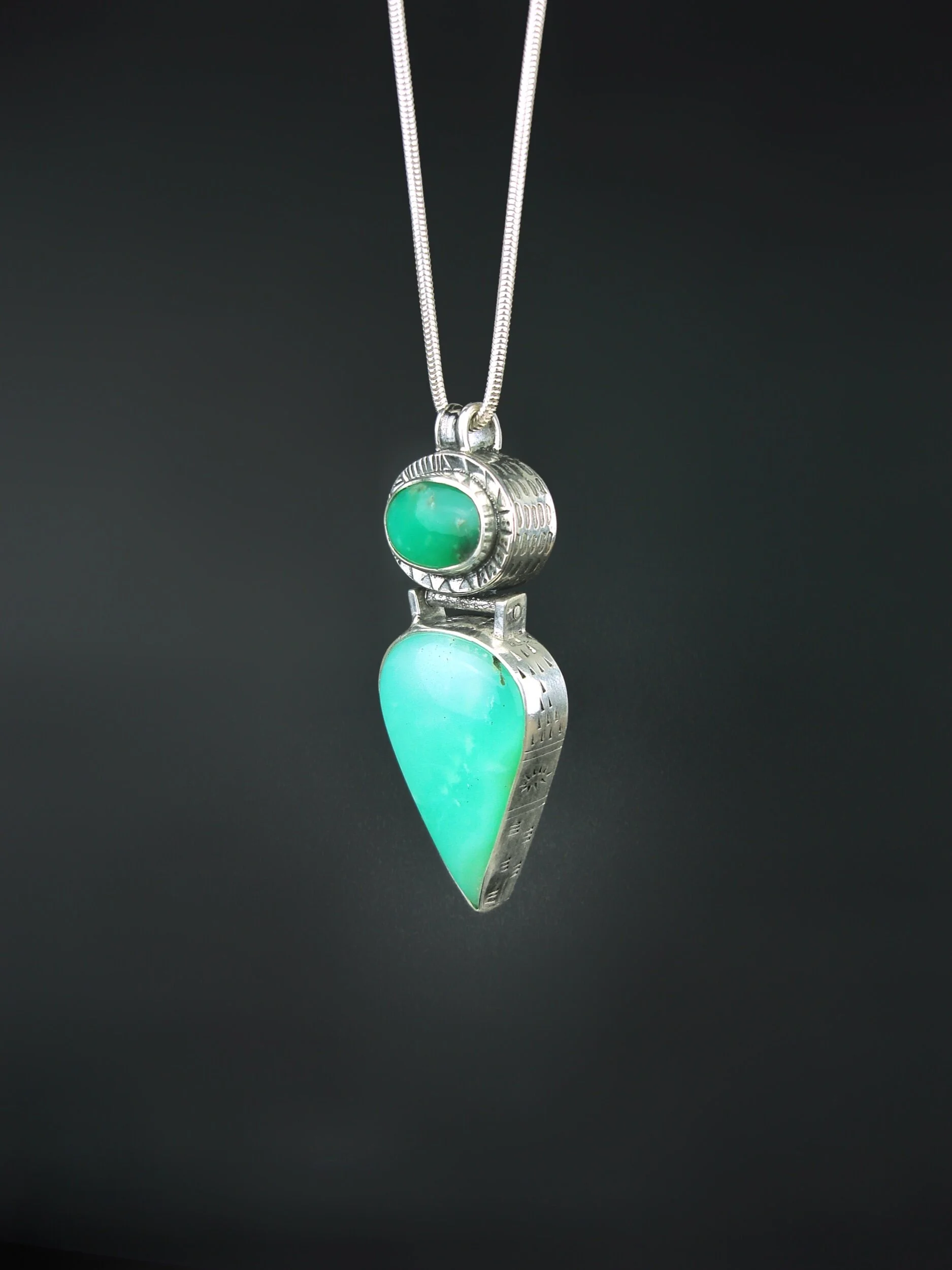 E45F33FD-FA52-4B40-BF3C-419C3A999CDB