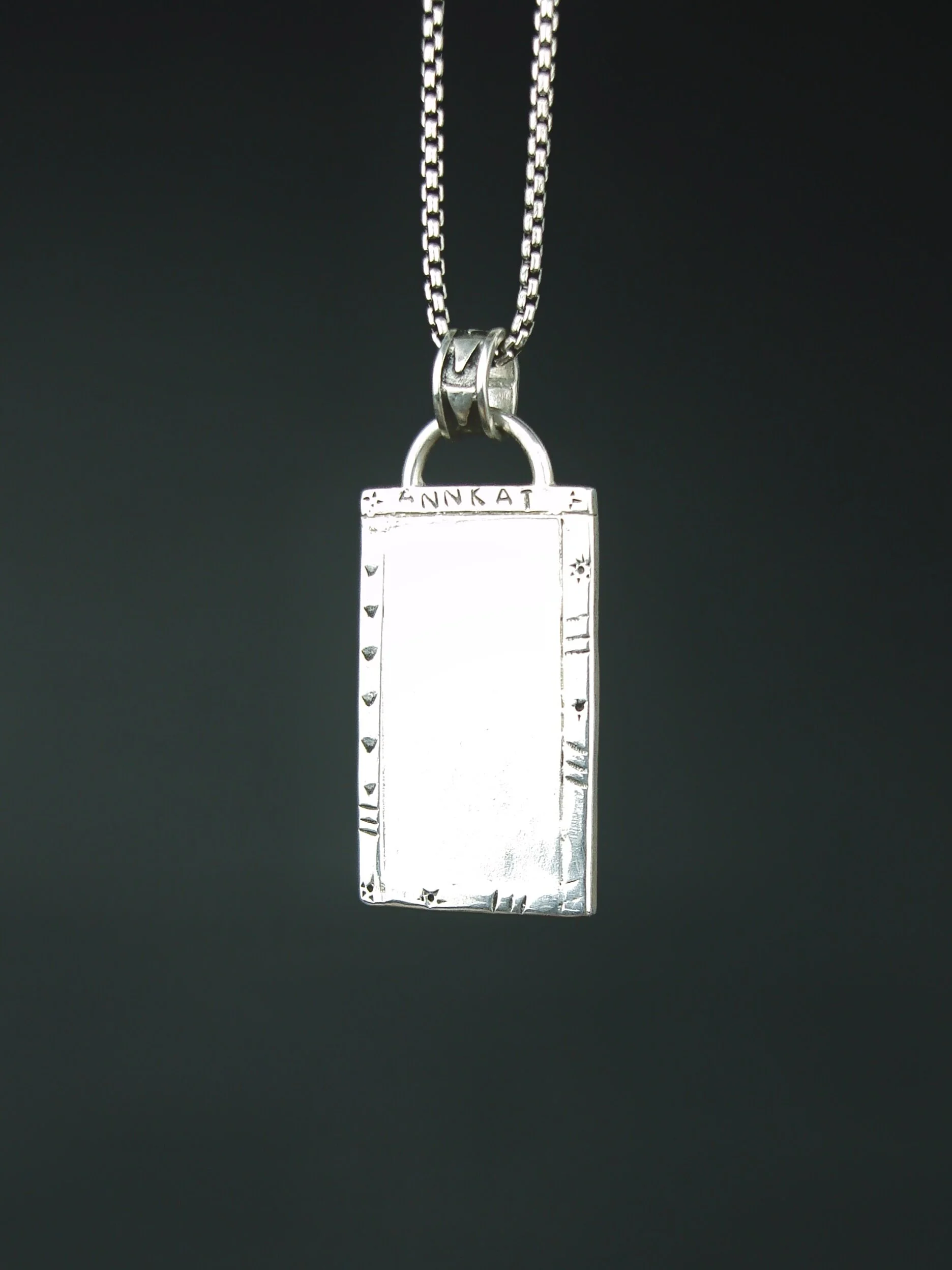 81AF6EA1-A159-422C-A783-2EC80EEECE78