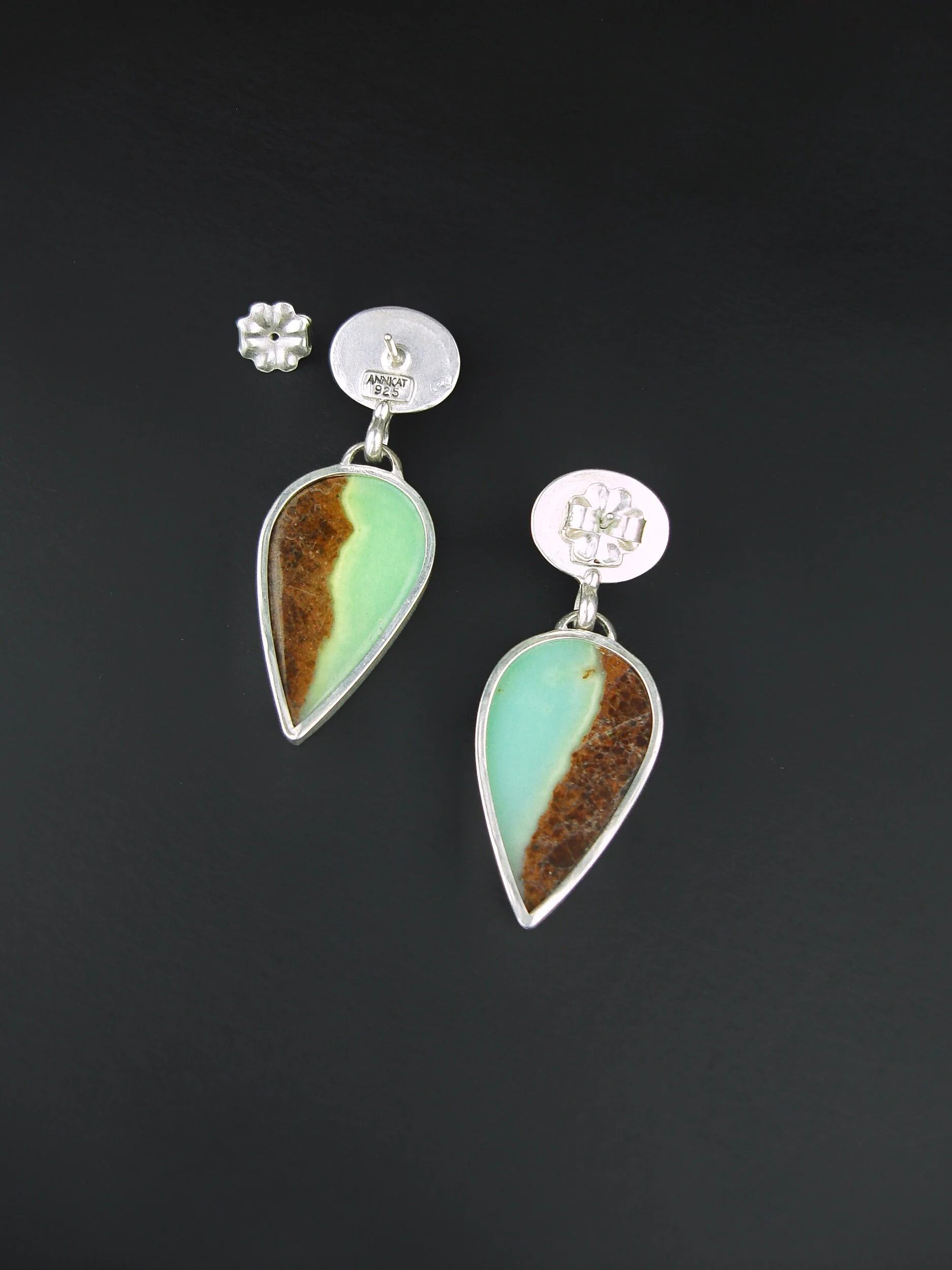 9DF99512-1BF5-4EB6-BF88-58DA66D29019