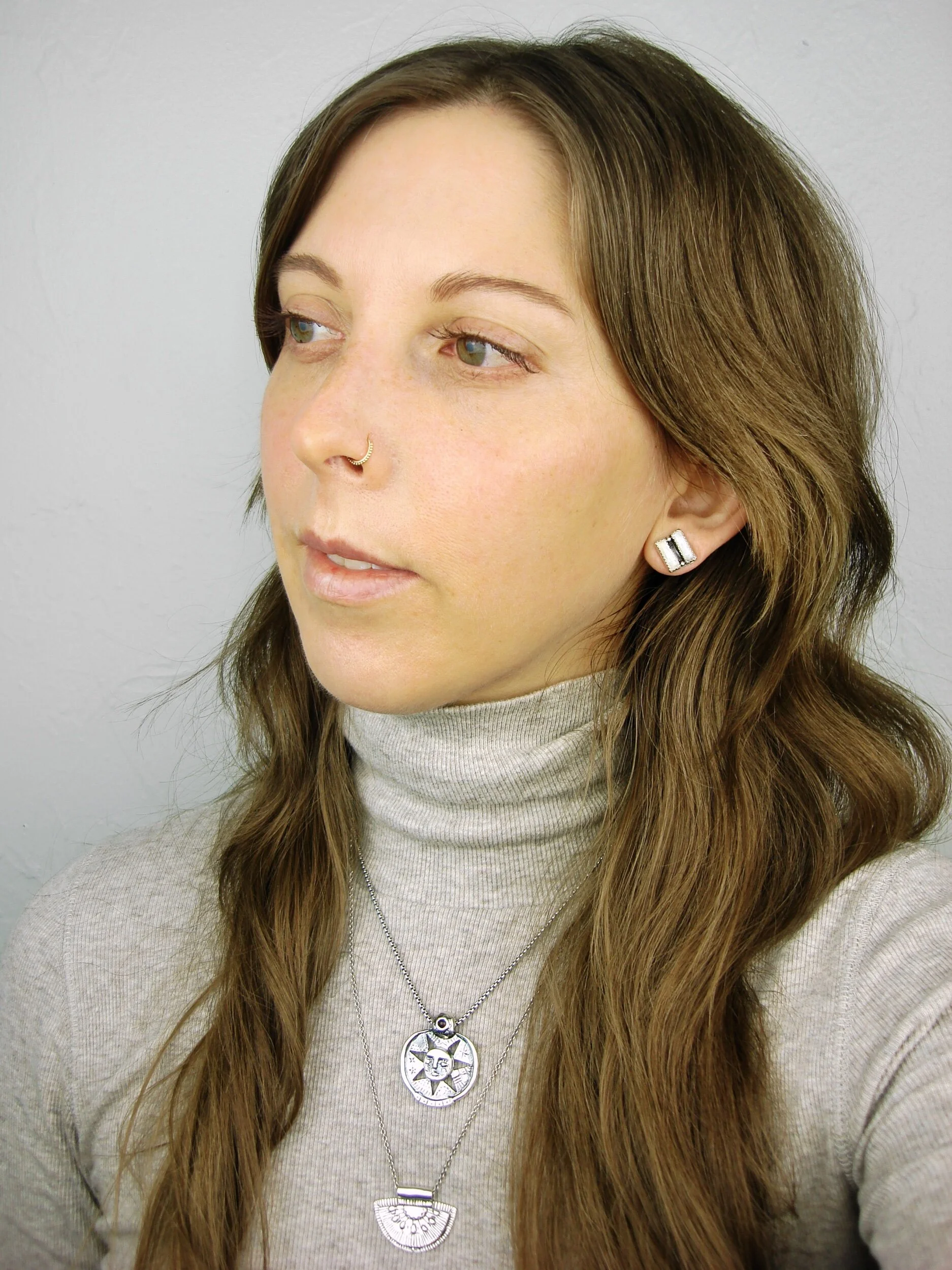 3433C37B-A7F4-4B6C-810F-7E686650D254