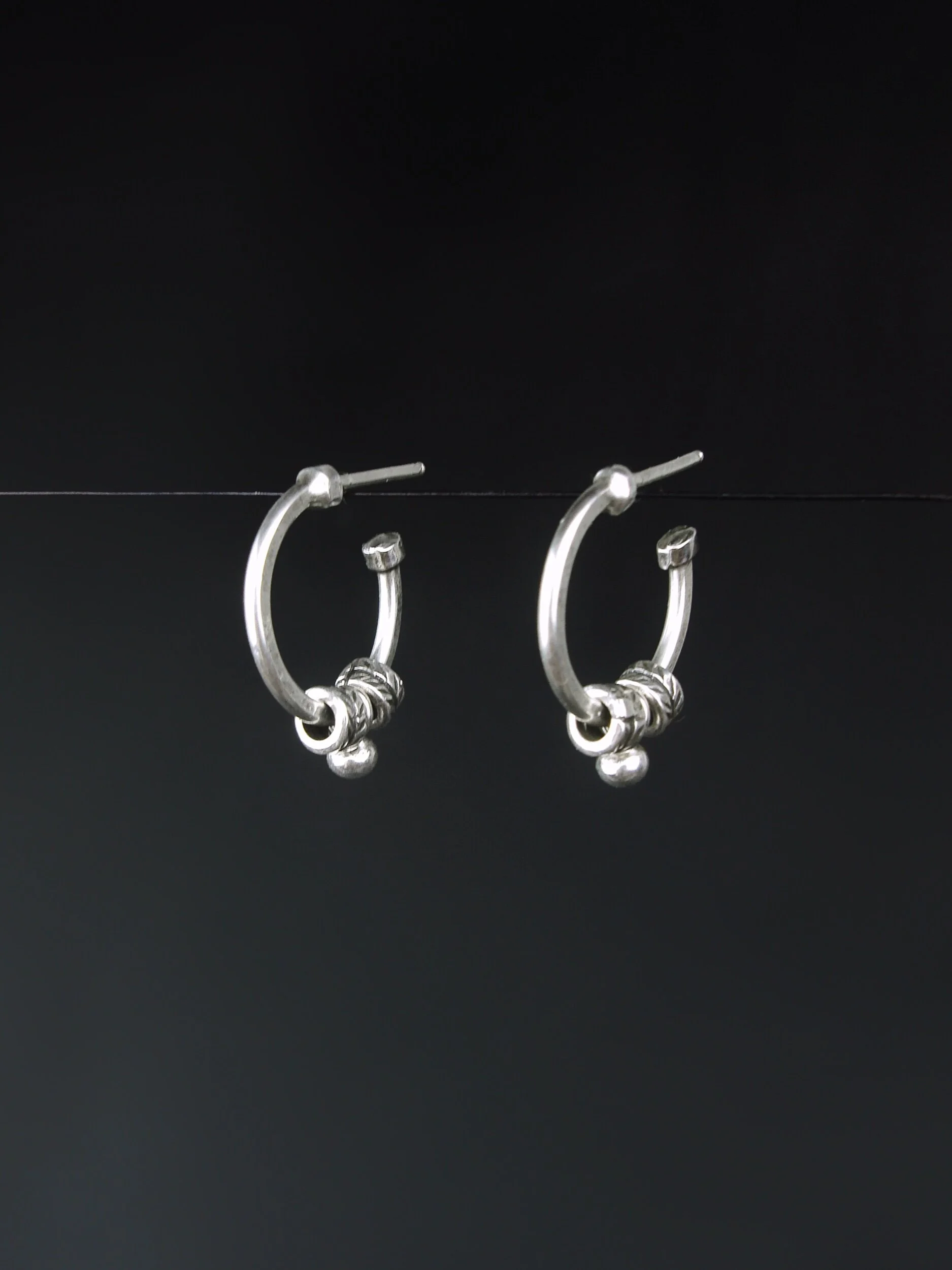 ADE37784-11DF-49C1-8664-B066E86278C6