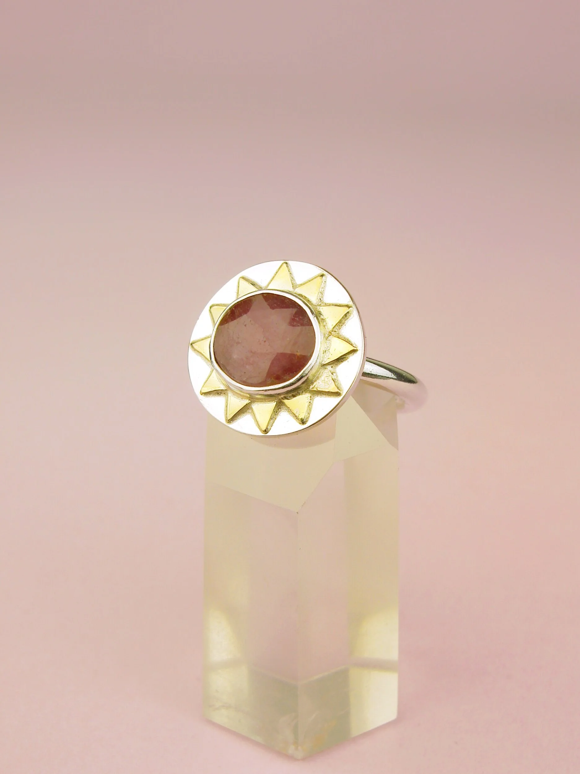 0CAB7CCD-40D2-4D06-B5A9-155AA67EB379