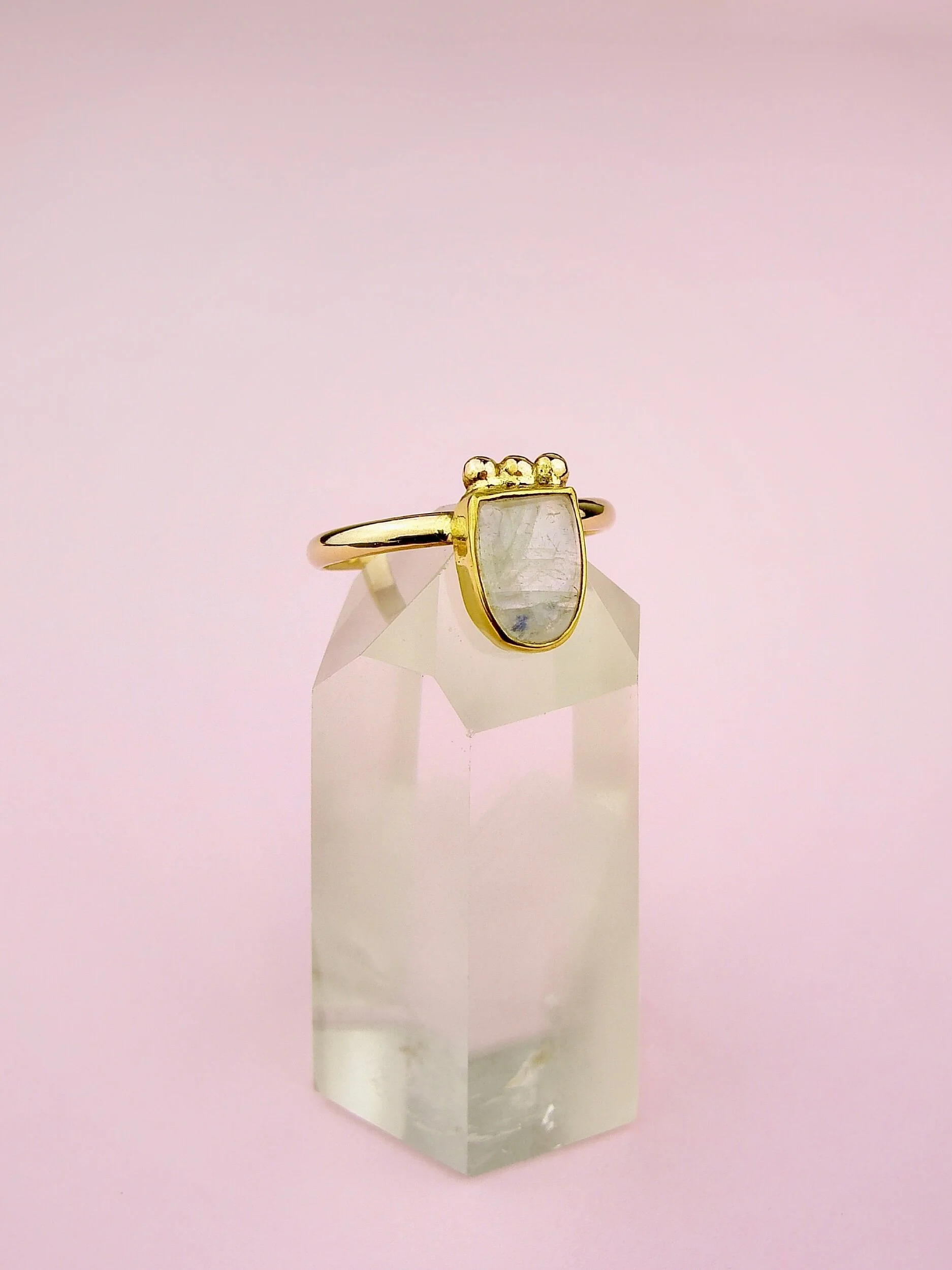 9A8BB252-613C-42A6-AF8B-0031F13FC8D1