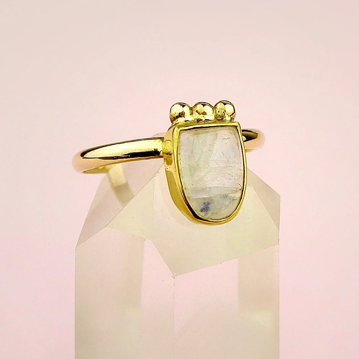 5273E1C8-5B7C-45E5-B57B-6AFBD5FB8C67