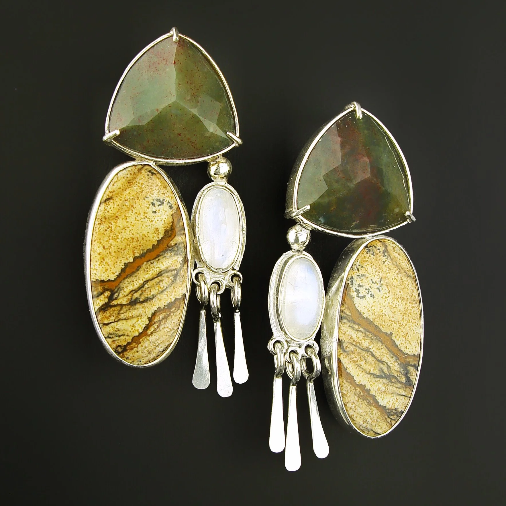 F720C608-0E6B-46A1-8FB5-76354C69BBC1