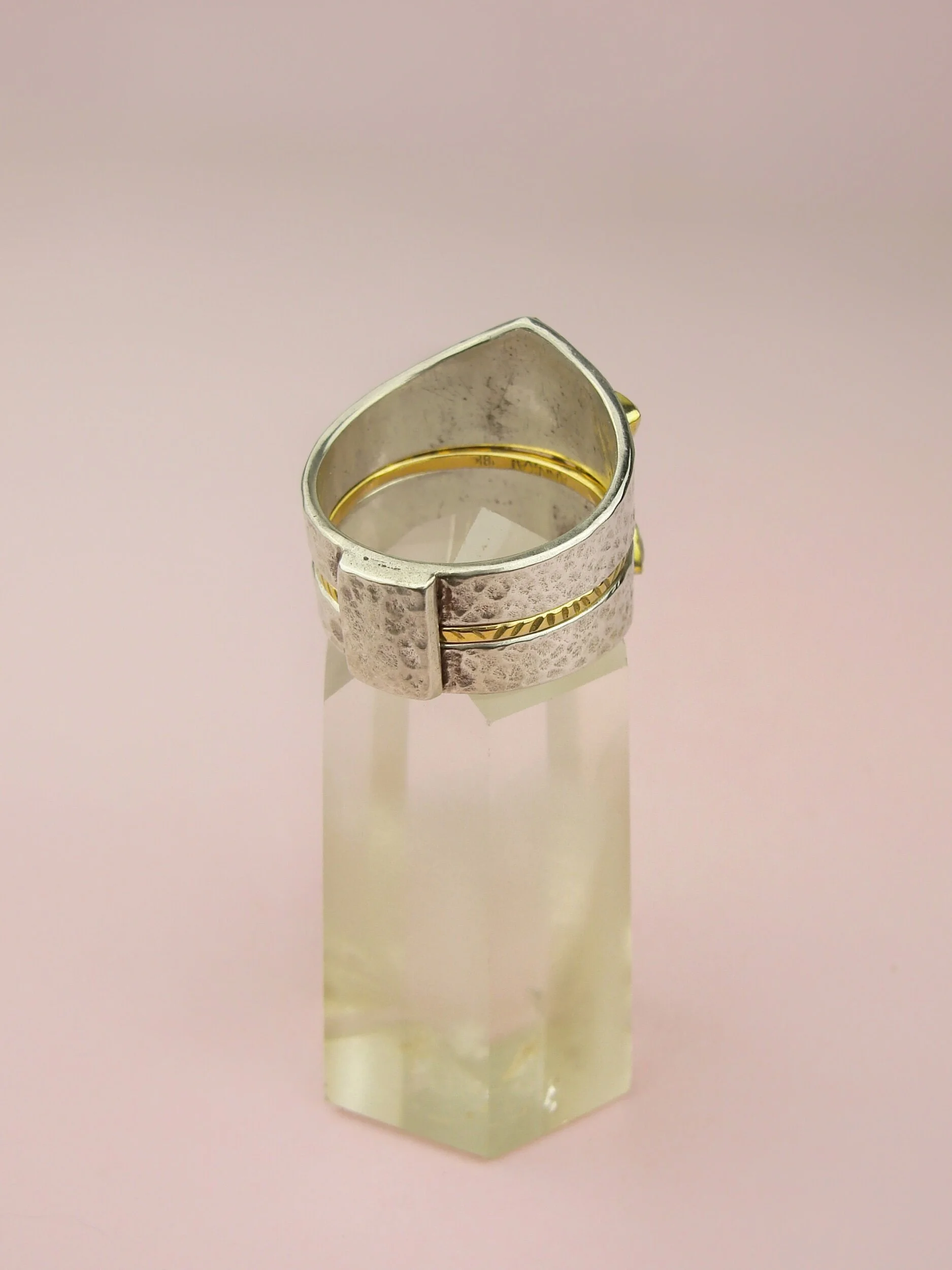 8E01710E-446A-4F49-9233-46332BEA6D83