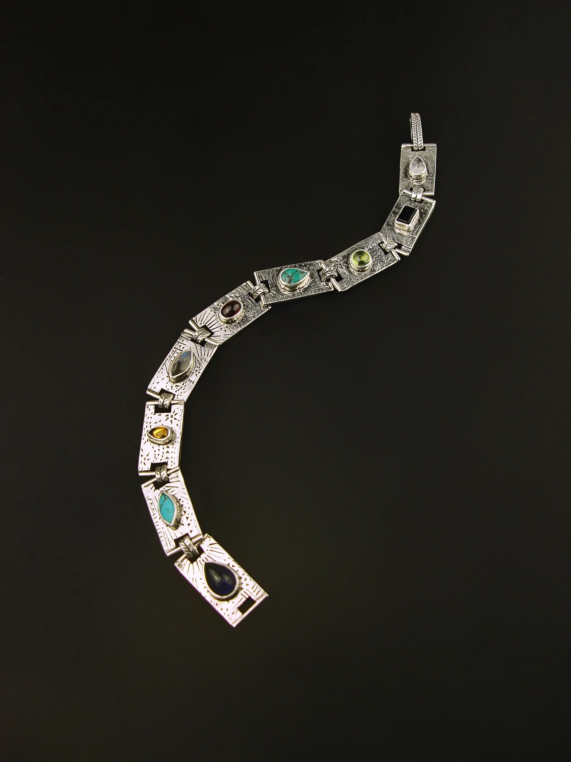 05A803D1-CA7E-4009-B1B3-61F5D109C93D