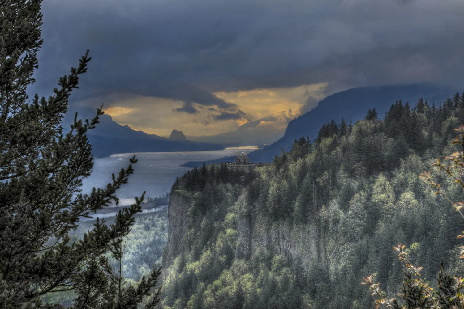 Vista House horizontal Oregon
