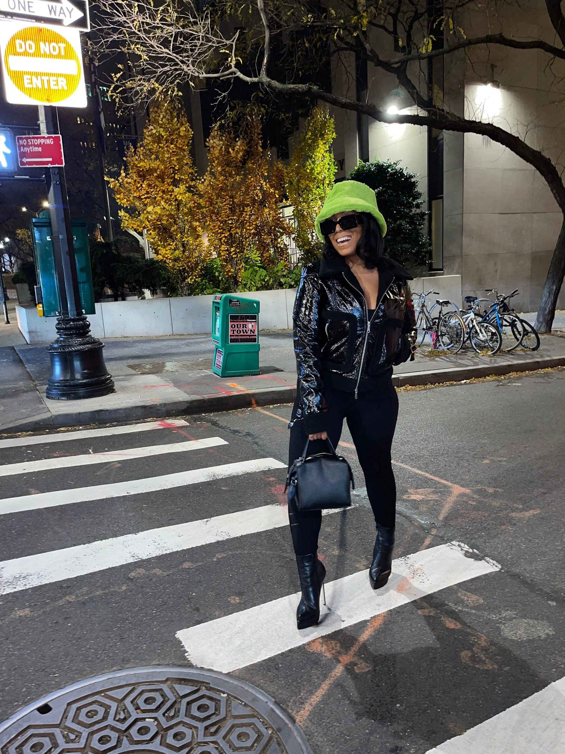 687C956B-1FF8-4C2B-BE10-6EEDCB81322B