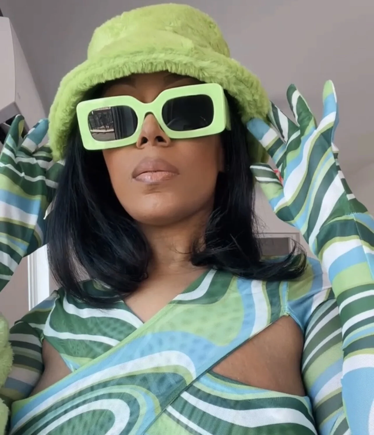 84C76030-E049-4D0A-893A-A040BA827F1C