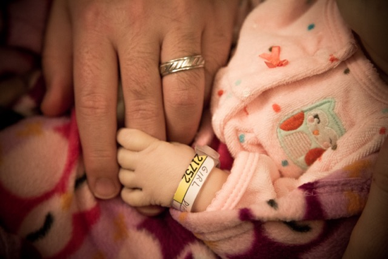 Pictured here is Emma Elizabeth Dias, daughter of Jon and Kate Dias. Emma was also photographed by Erin Long during a companion visit last December. We thank Jon and Kate for allowing us to share Emma's photograph here so that you can see the power of a beautifully taken photograph and appreciate for yourself what a gift a photo like this is to a bereaved family. 