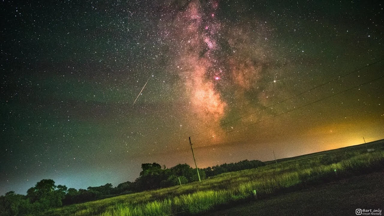 Timelapse Revealing Earth's Rotation