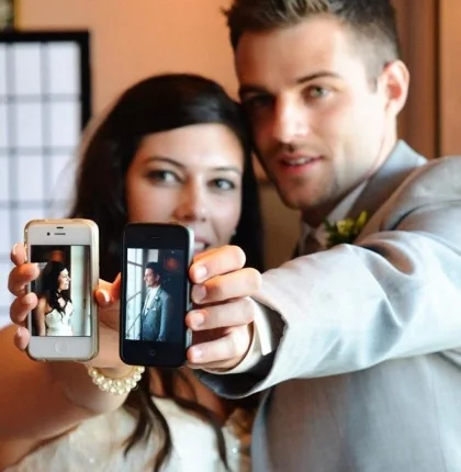 bridegroomcellphones.jpg