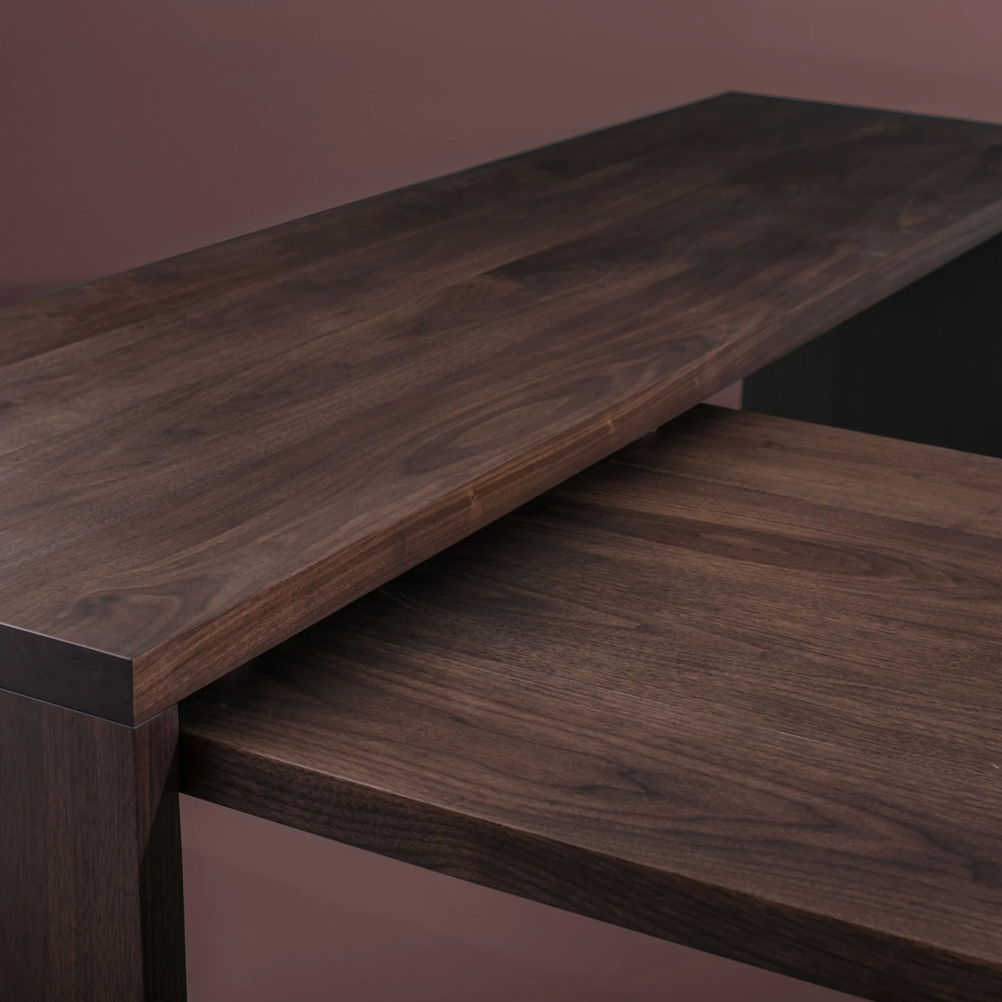 Desk-Cascade-Det1.jpg