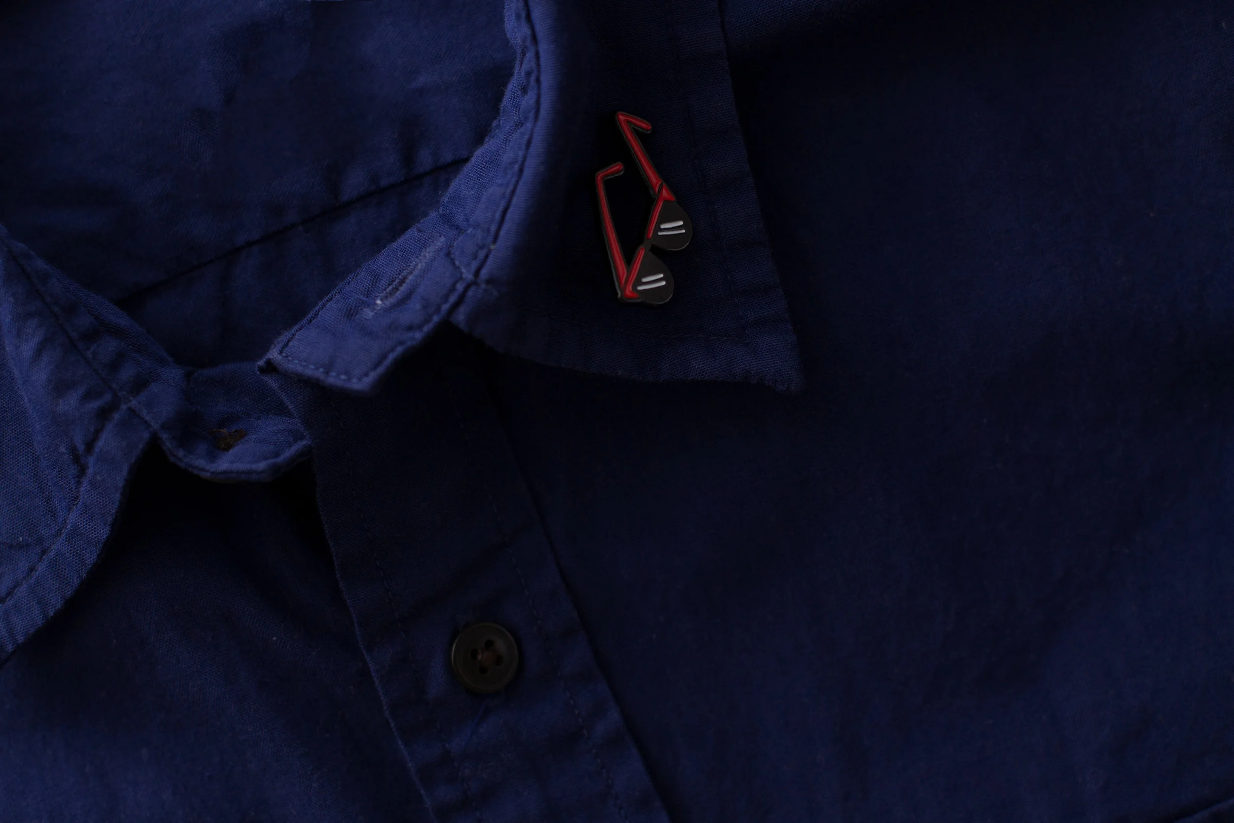 PIN_Shades_Shirt_01.jpg