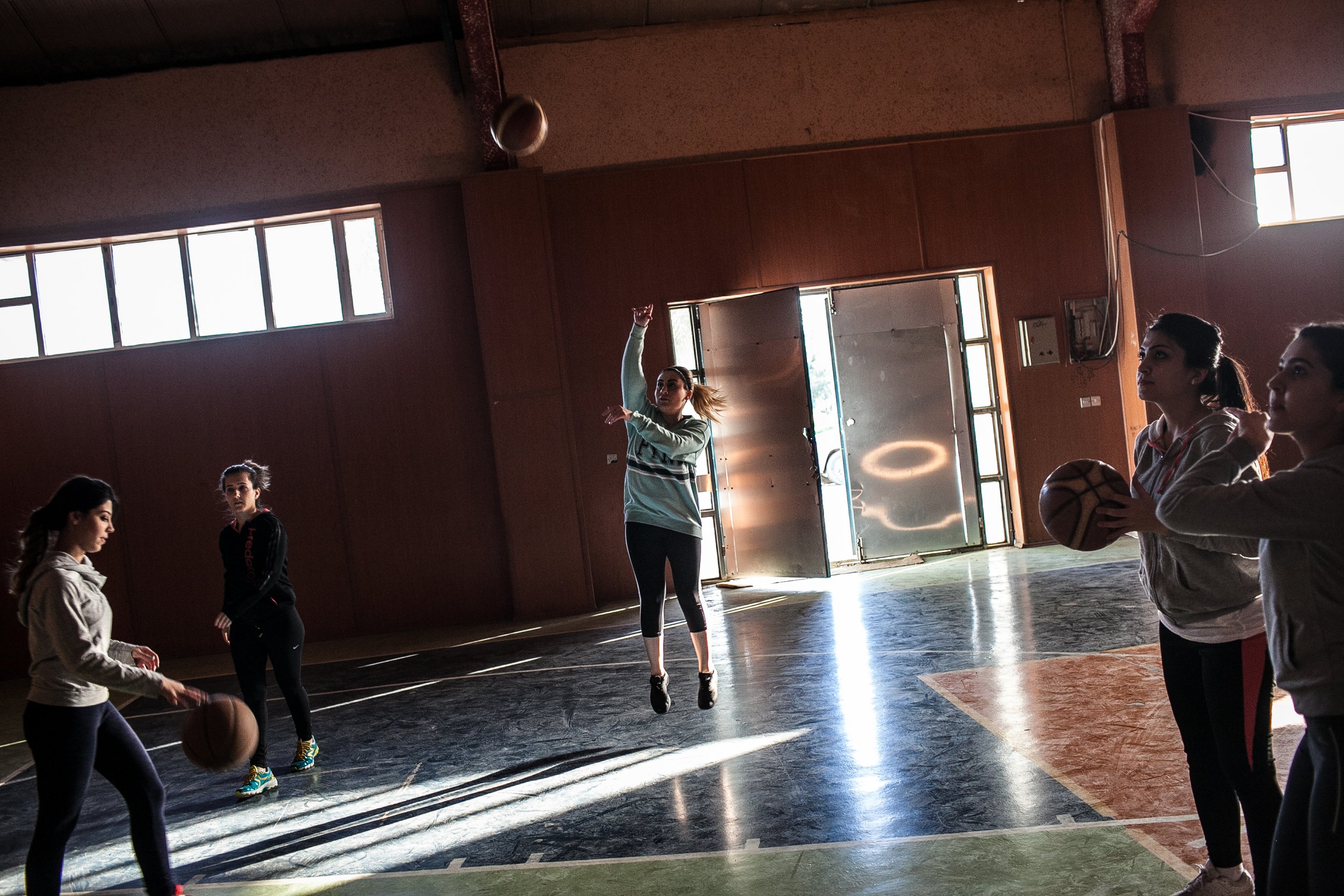 Web Iraq B-ball-7.jpg