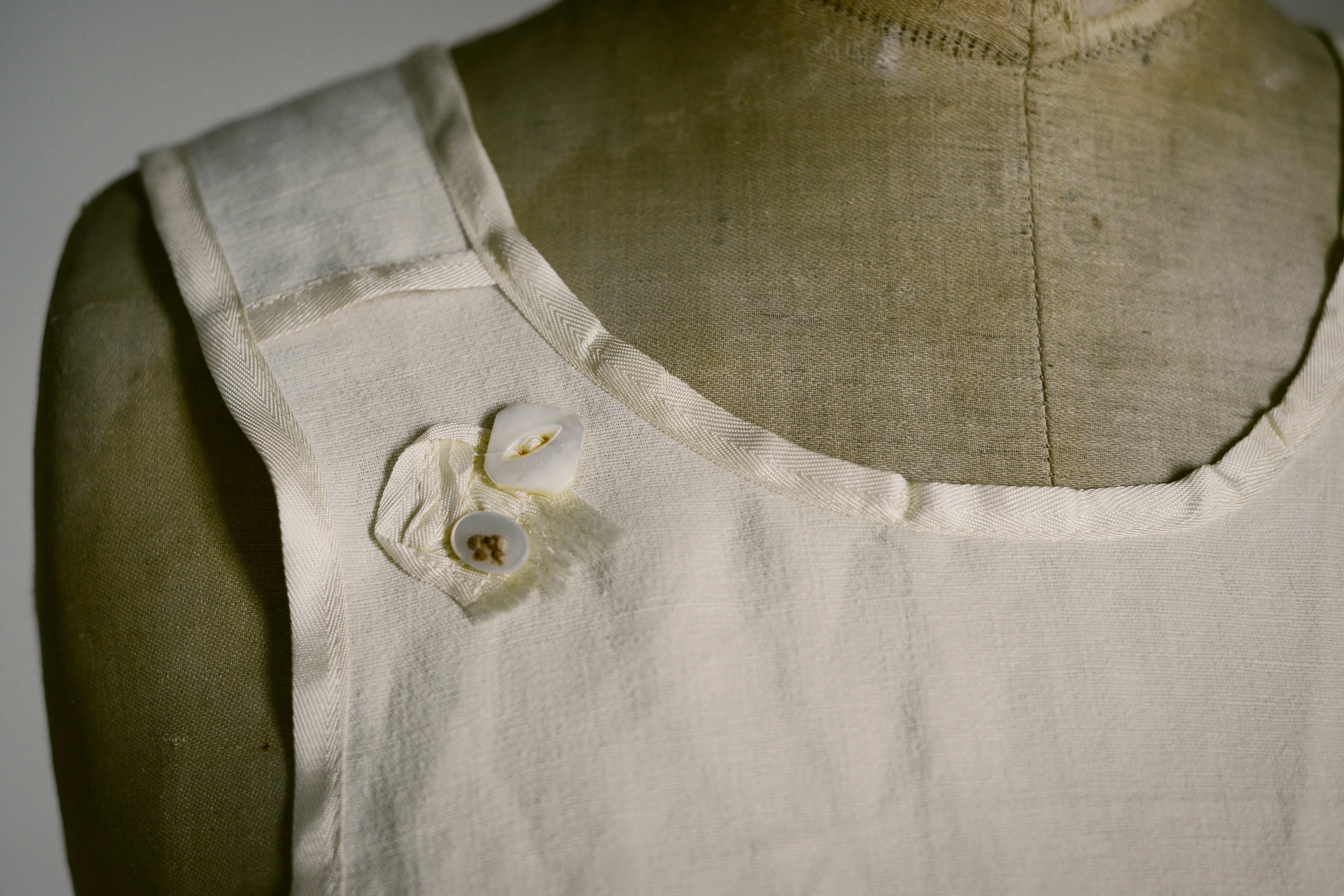 RVT HANDMADE APRON - The Vintage Round Top