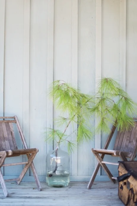HOLIDAY DECOR, THE VINTAGE ROUND TOP