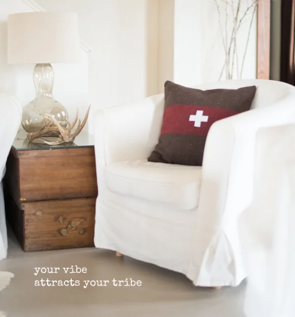 THE VINTAGE ROUND TOP - WORDS TO LIVE BY