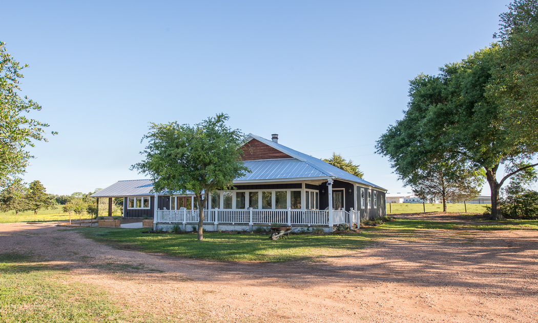 THE VINTAGE ROUND TOP PROPERTY