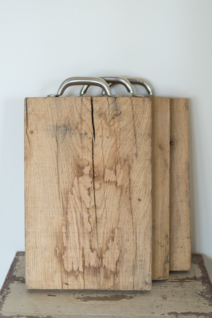 French Cutting Board with Handle — The Vintage Round Top