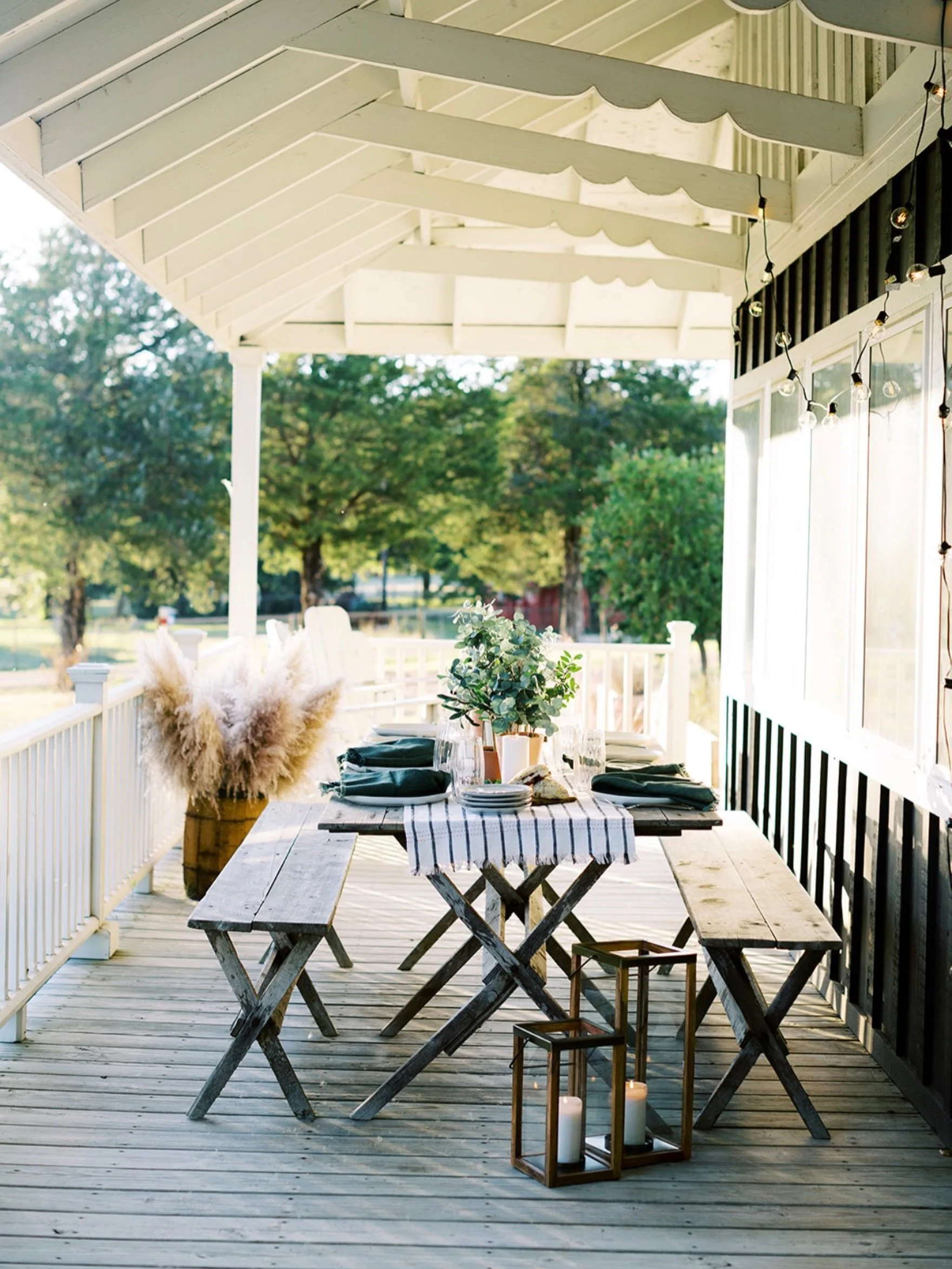 Labor Day Weekend calls for slow mornings, long afternoons, and time spent taking it easy with the people you love. 

The Vintage Round Top is full of porches, nooks, and quiet corners just like this one - made for making memories. Settle in, exhale,