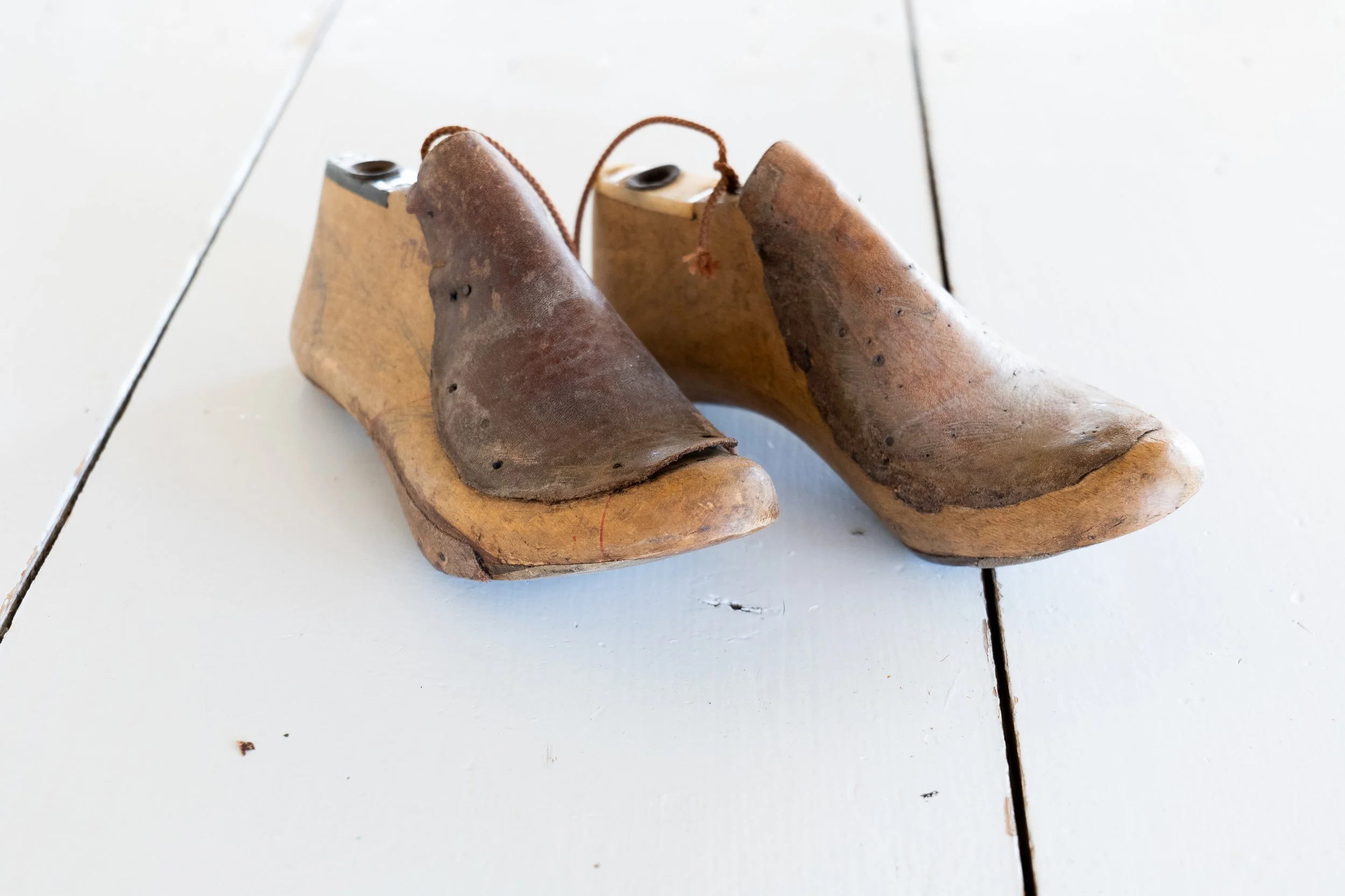 Antique European Wooden Shoe Mold — The Vintage Round Top