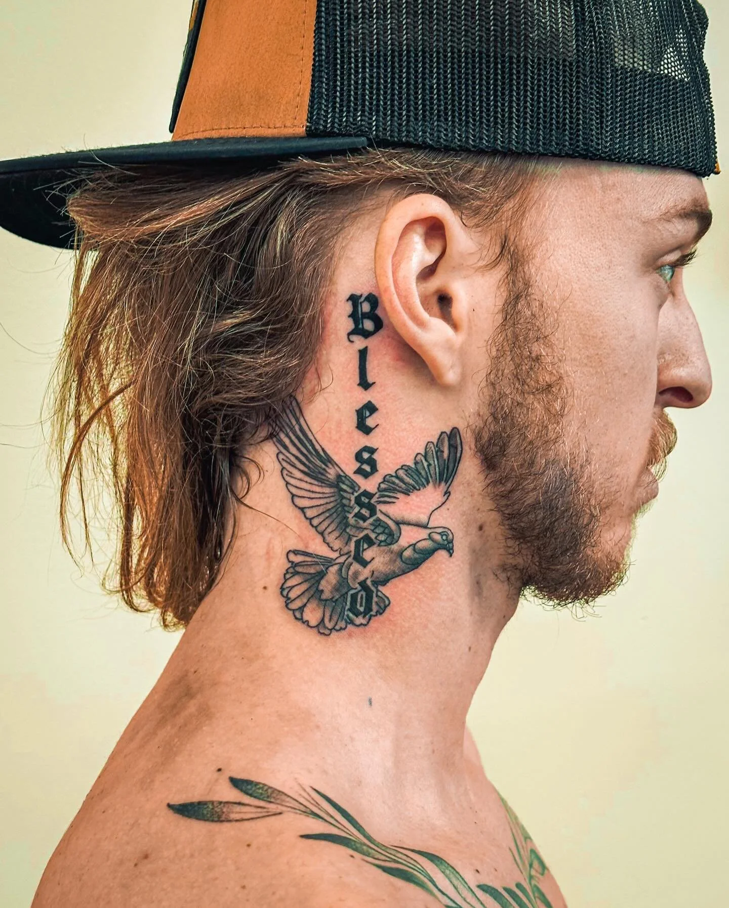 Blessed lettering and dove for my client @zac_heer_5! Thanks for the hang bro! 😎 

#necktattoo #dovetattoo #tattoo