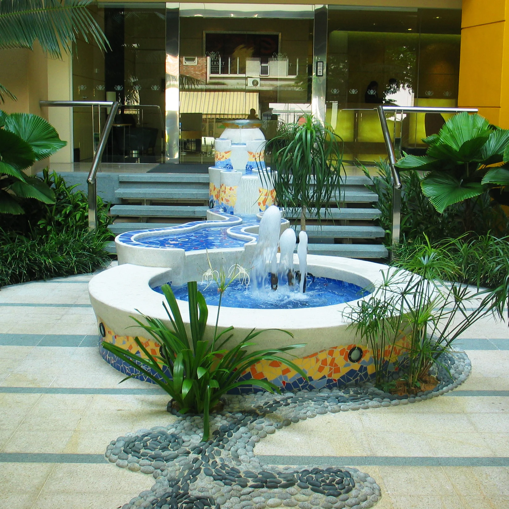 Bencoolen Courtyard 1 sq.jpg