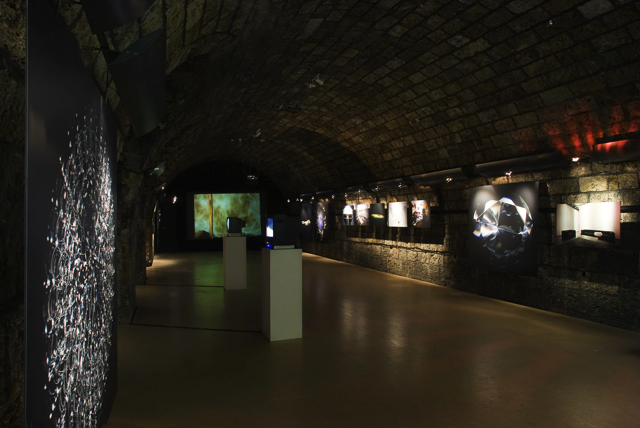 Truc-Anh_2010_Les-Voutes-Triple-Lombric_01