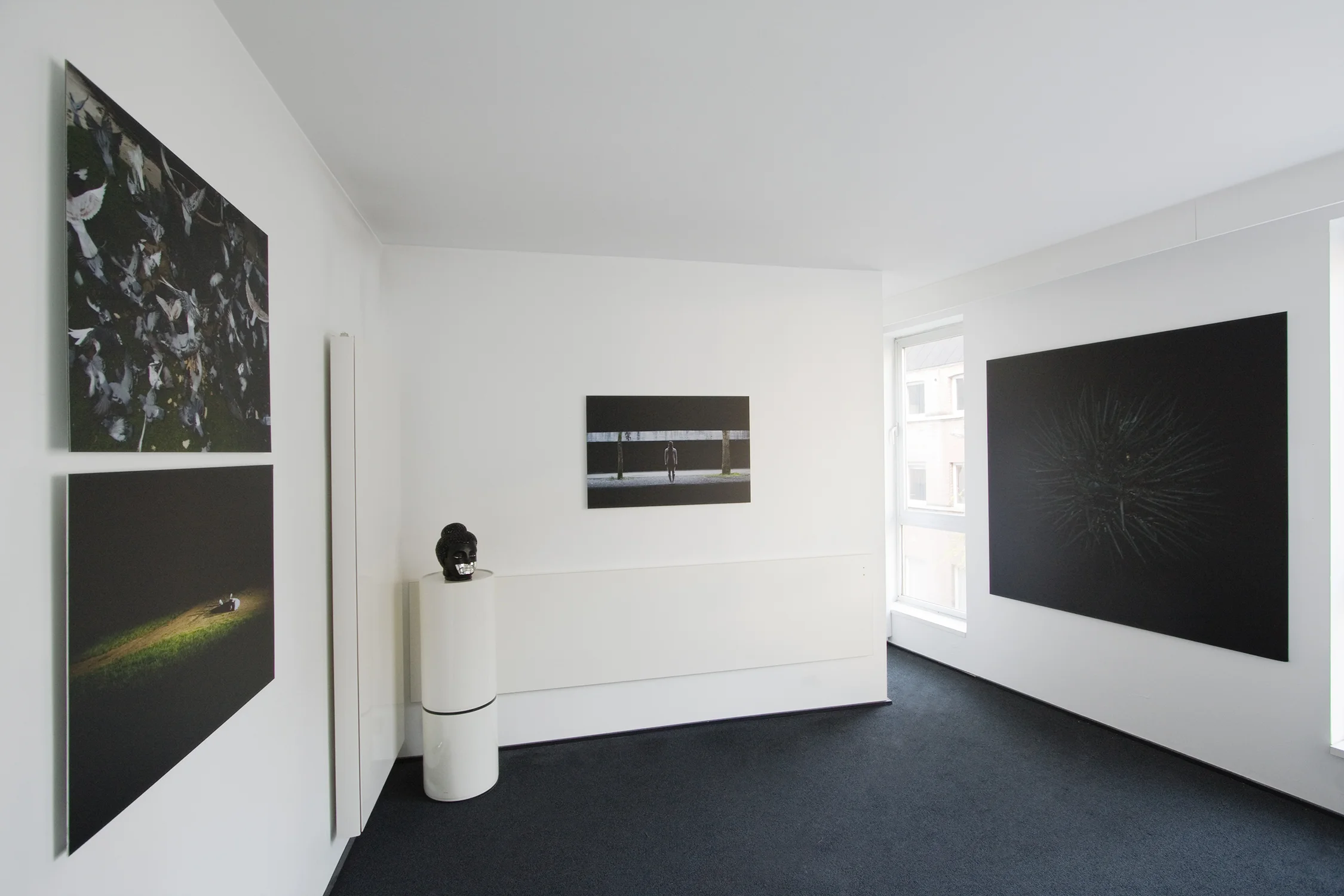 Truc-Anh_2010_White-Hotel_01