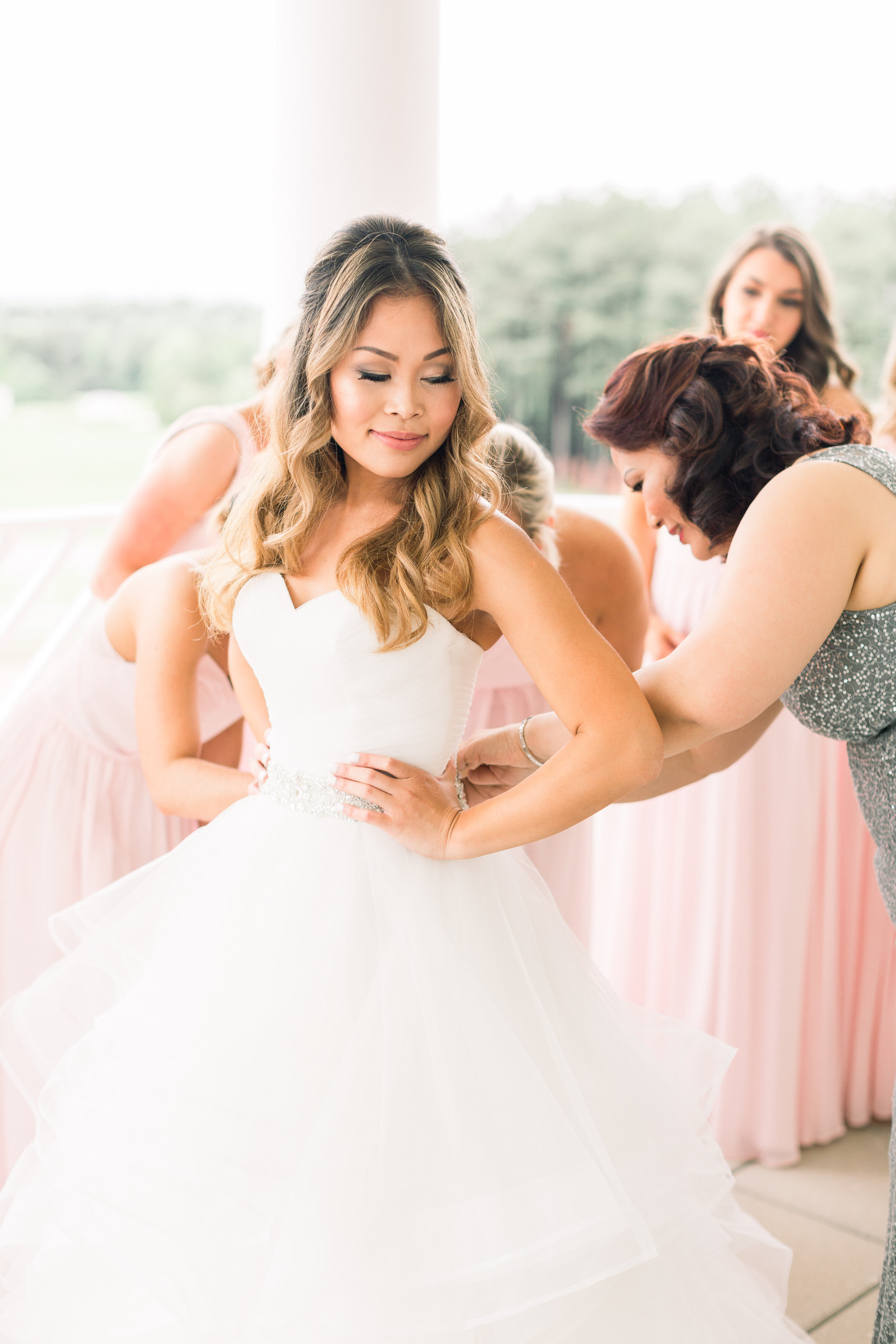 Kathy and Eric-Getting Ready Portraits-0044.jpg