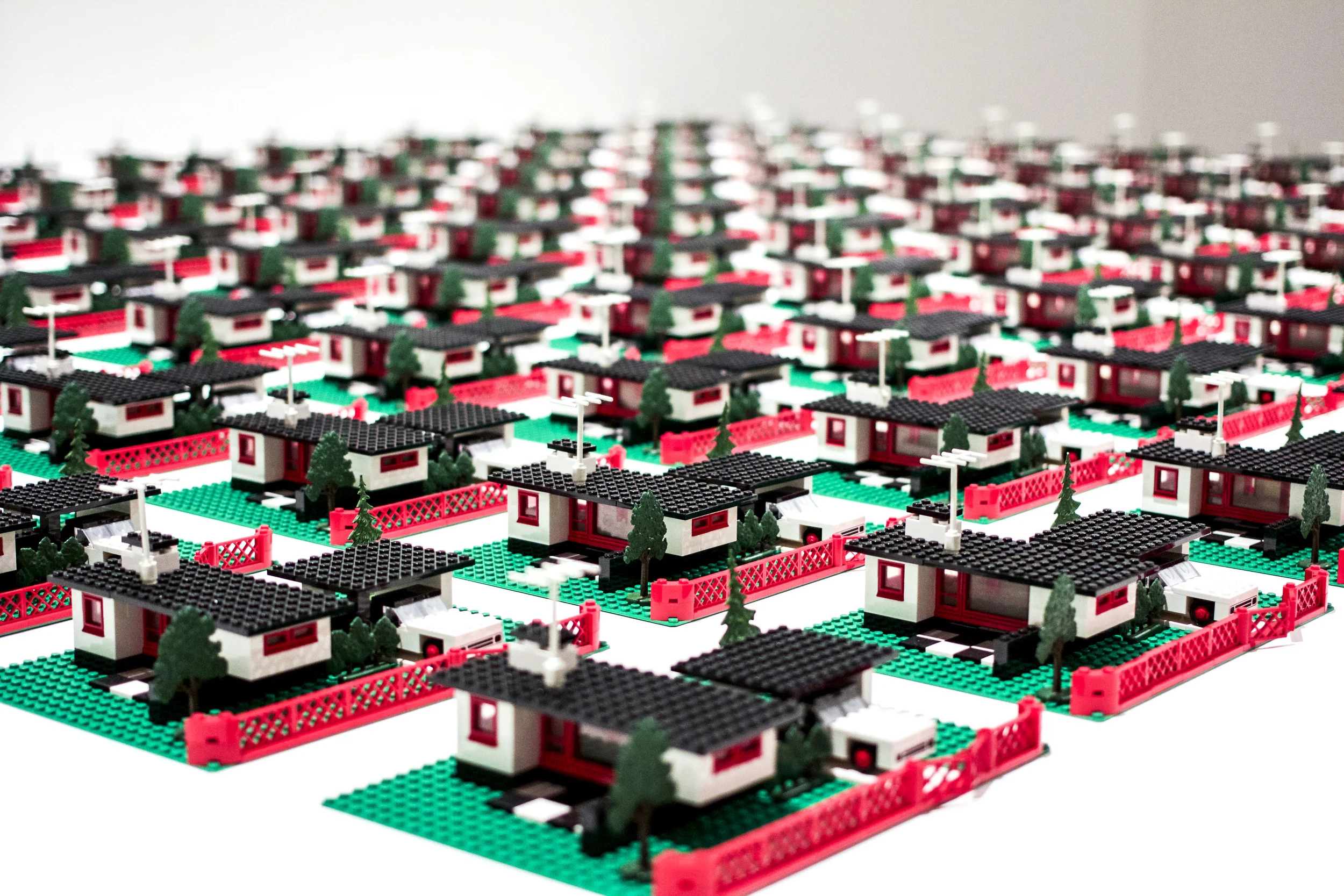 345 Modern House, 2014.