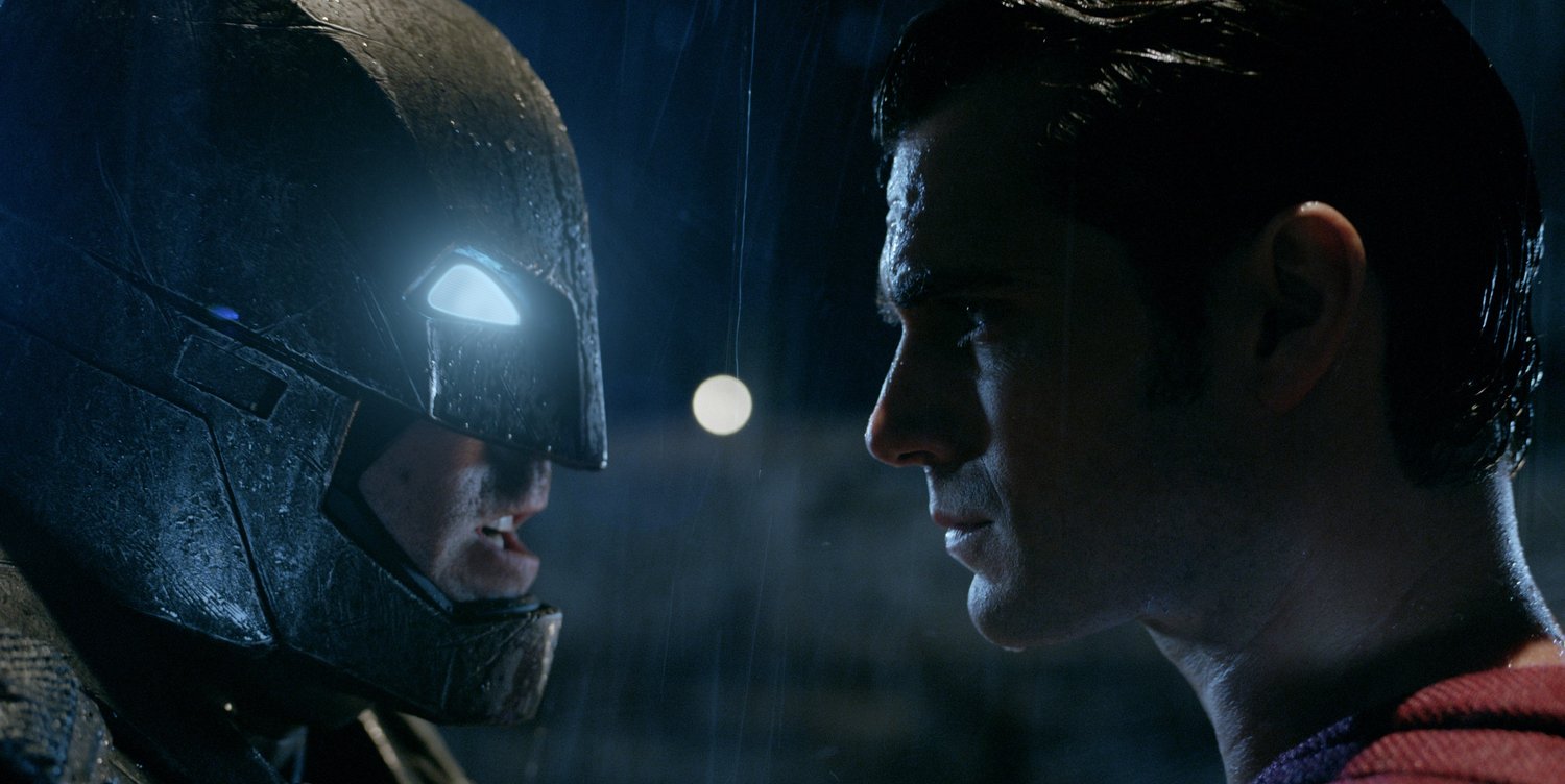 Trailer-Parking: Batman v Superman: Dawn of Justice #2 episode artwork