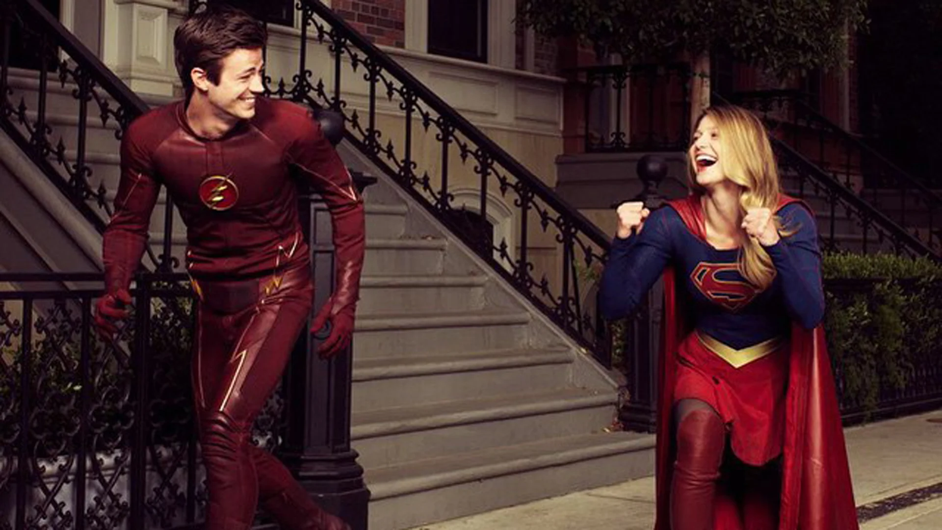 Flash and Supergirl Crossover Event Confirmed!