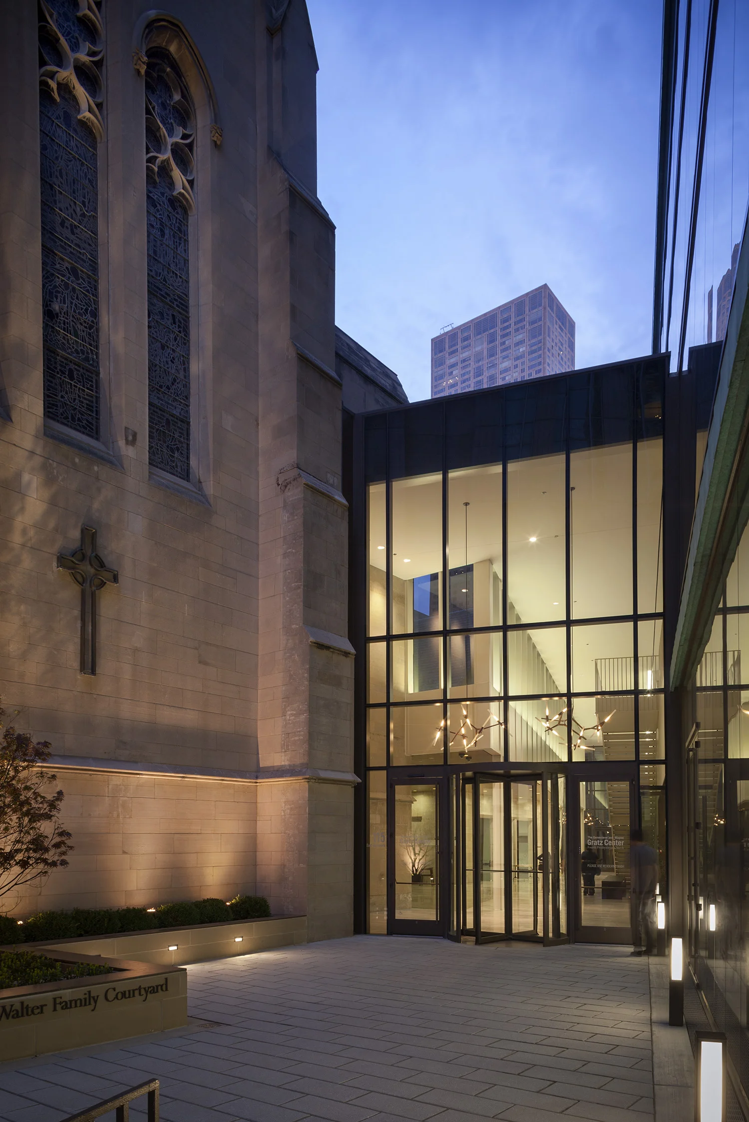 201305_gratzcenter_072.jpg