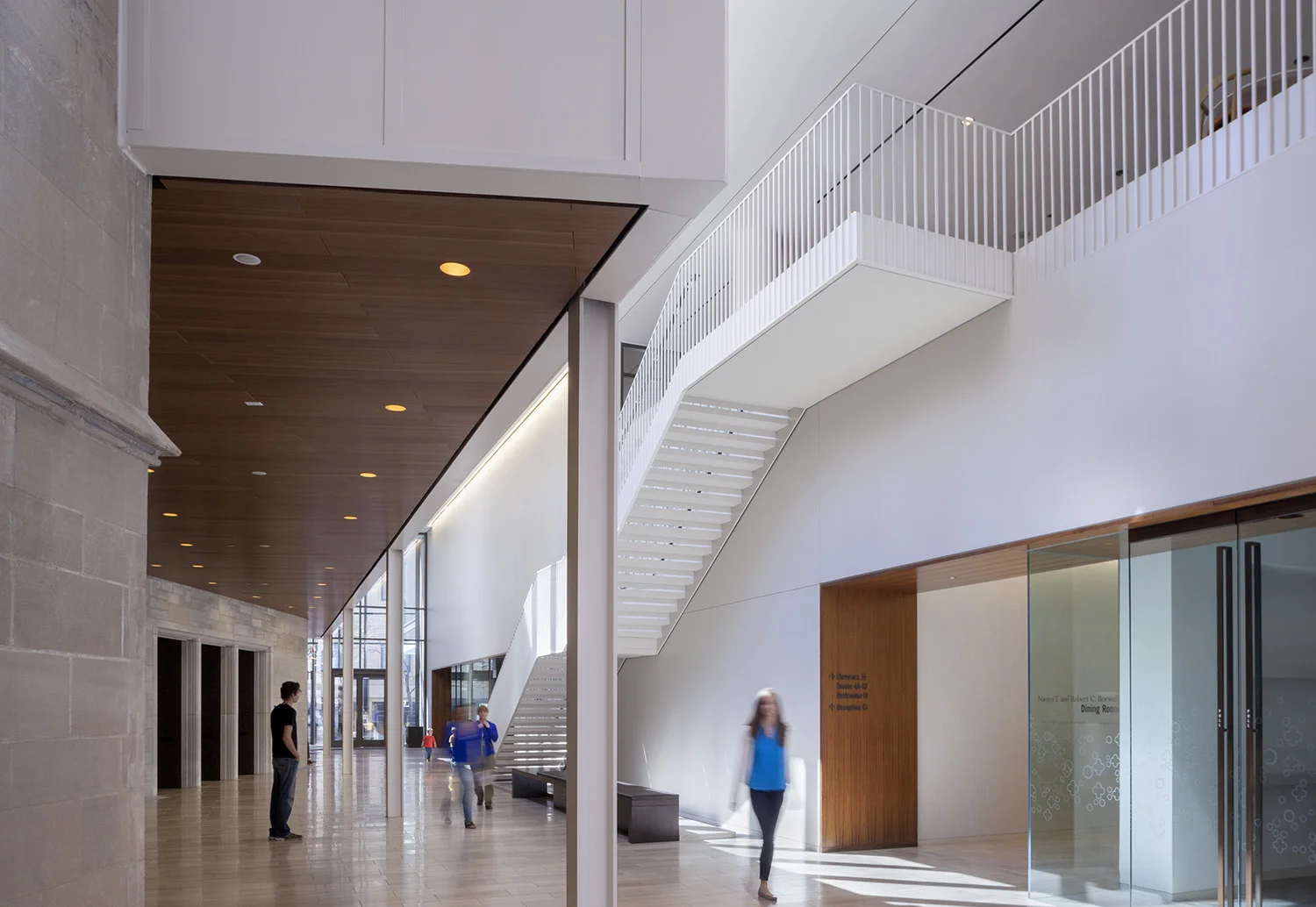 201305_gratzcenter_123.jpg