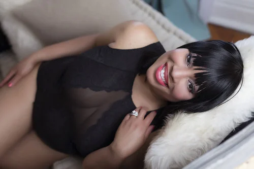 plus-size-boudoir-demi-girl.jpg