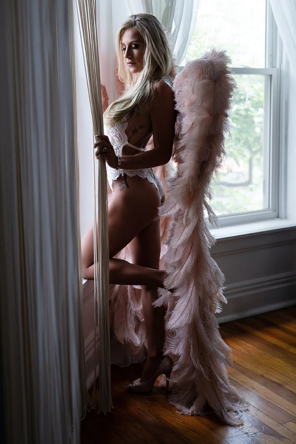 Victoria-Secret-Angel-Wing-Photshoot.jpg